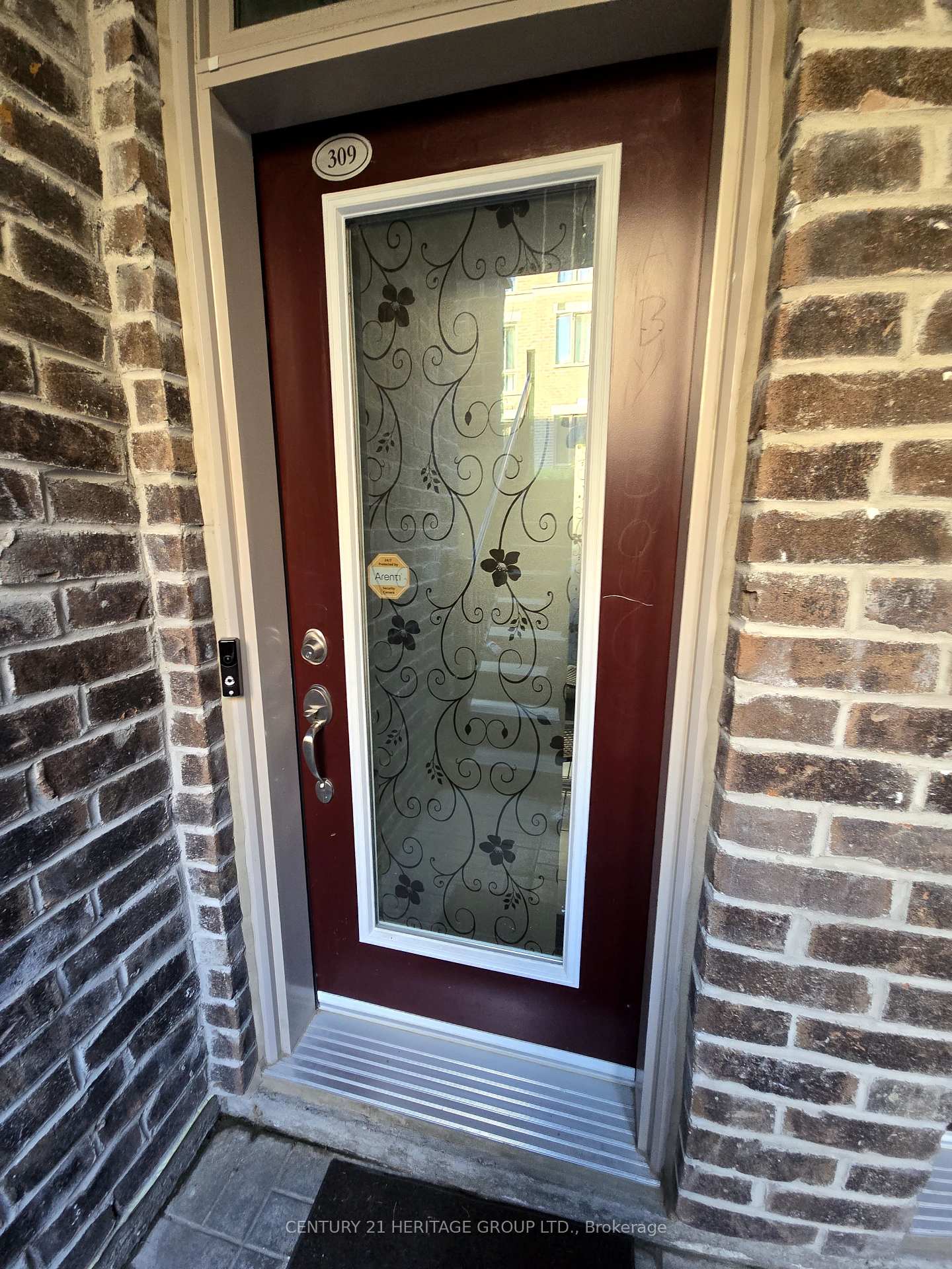 Photo 2 of Unit 309, 20 Dunsheath Way, Markham, Cornell — HOMEH