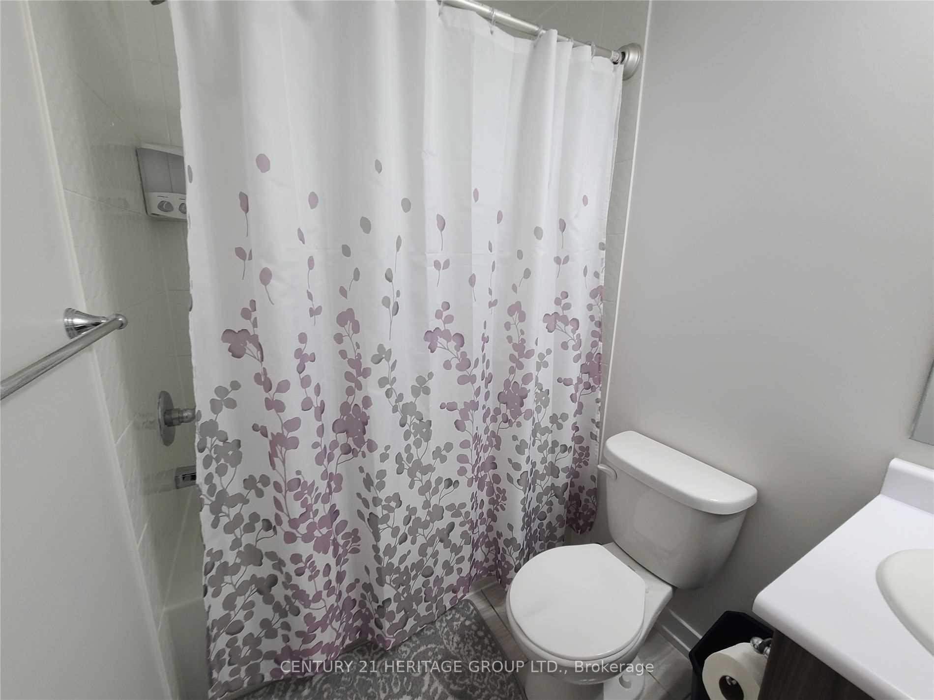 Photo 19 of Unit 309, 20 Dunsheath Way, Markham, Cornell — HOMEH