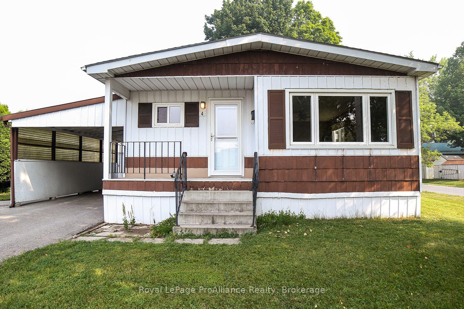 Front of Unit 401, 4 Dove Lane
