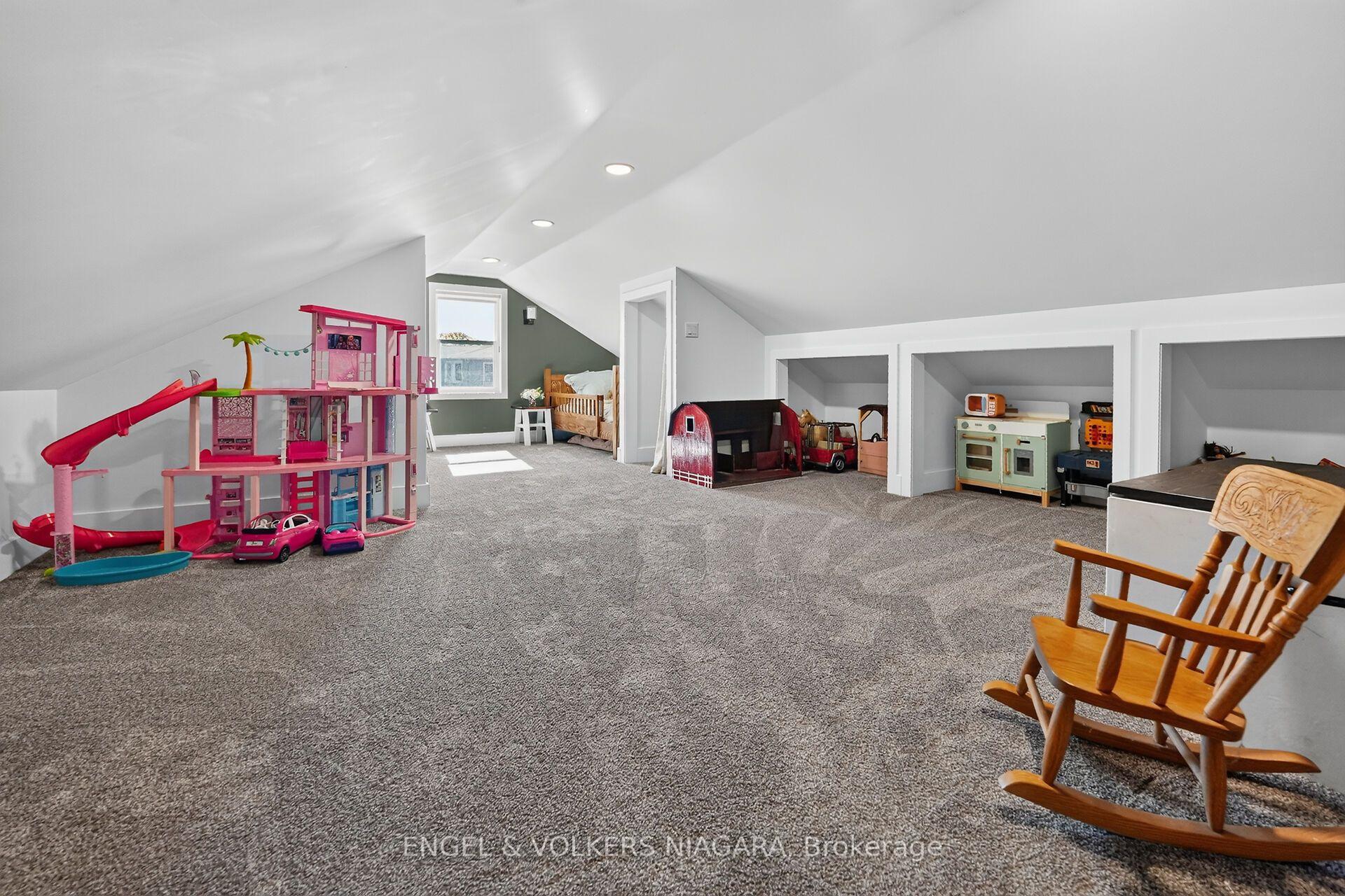 Photo 28 of 13 Frederick Avenue, Bluewater, Zurich — HOMEH