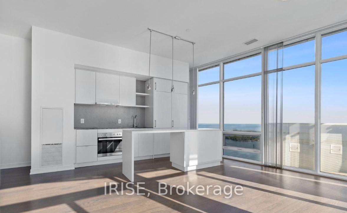 Photo 4 of Unit 6910, 100 Harbour Street, Toronto, Waterfront Communities — HOMEH