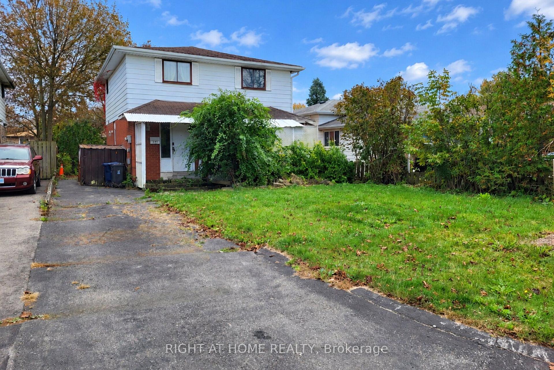 Front of 171 Quetico Court