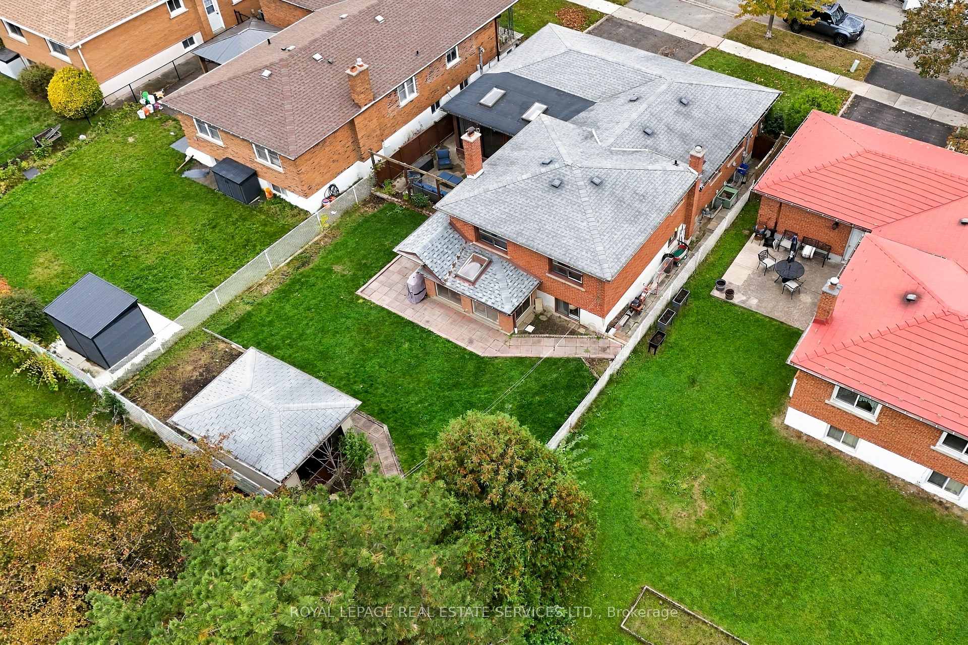 Photo 28 of 476 Michelle Row, Mississauga, Mississauga Valleys — HOMEH