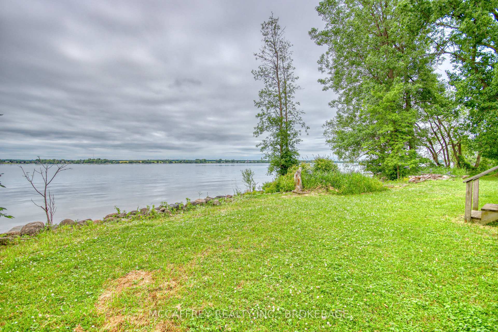 Photo 11 of 94 Willow Point Lane, Greater Napanee, Greater Napanee — HOMEH