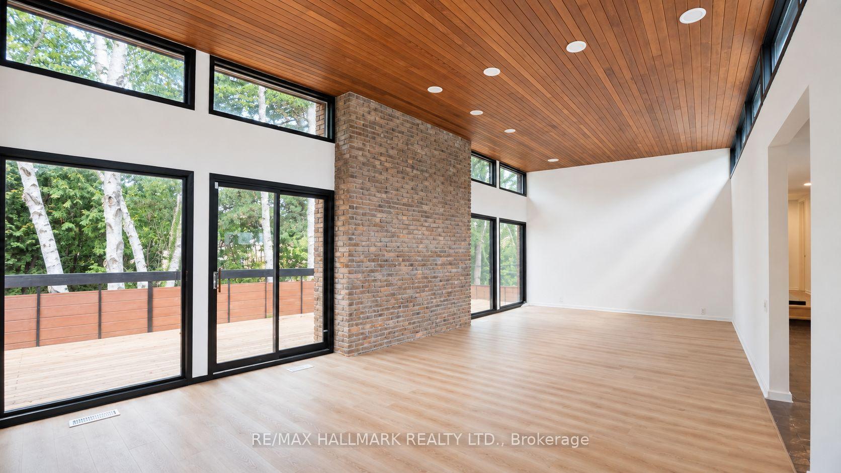 Photo of 16 Royal Oak Drive