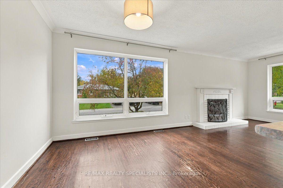 Photo 20 of 1199 Whittington Road, Mississauga, Clarkson — HOMEH