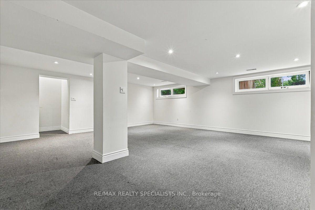 Photo 34 of 1199 Whittington Road, Mississauga, Clarkson — HOMEH
