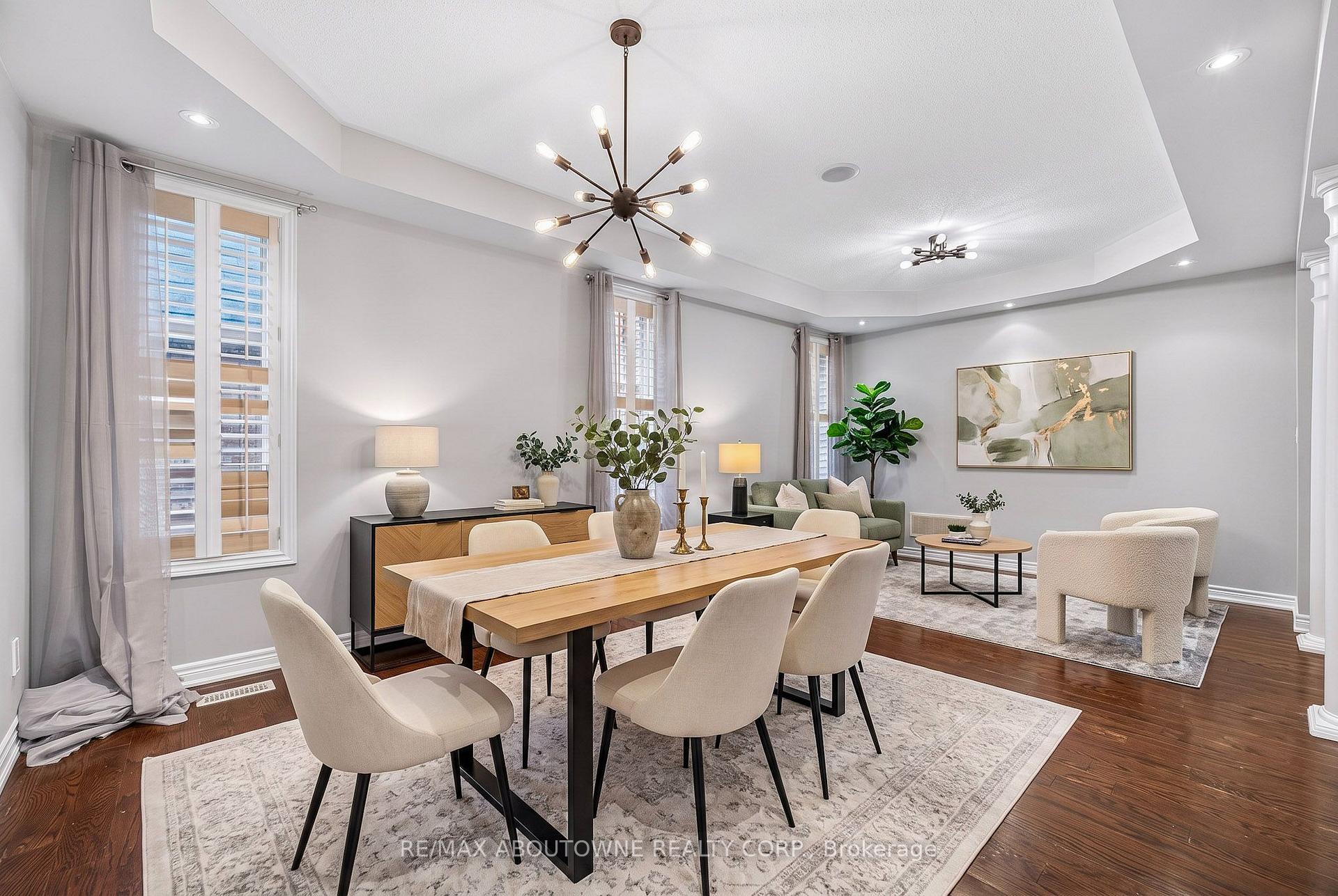 Photo 3 of 2232 Millstone Drive, Oakville, Westmount — HOMEH