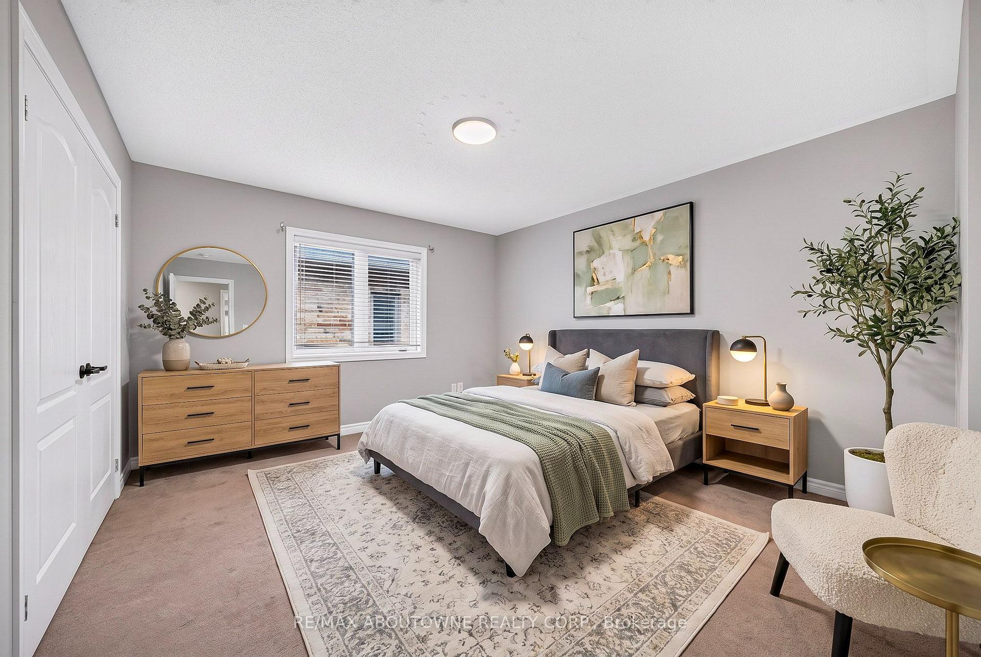 Photo 10 of 2232 Millstone Drive, Oakville, Westmount — HOMEH