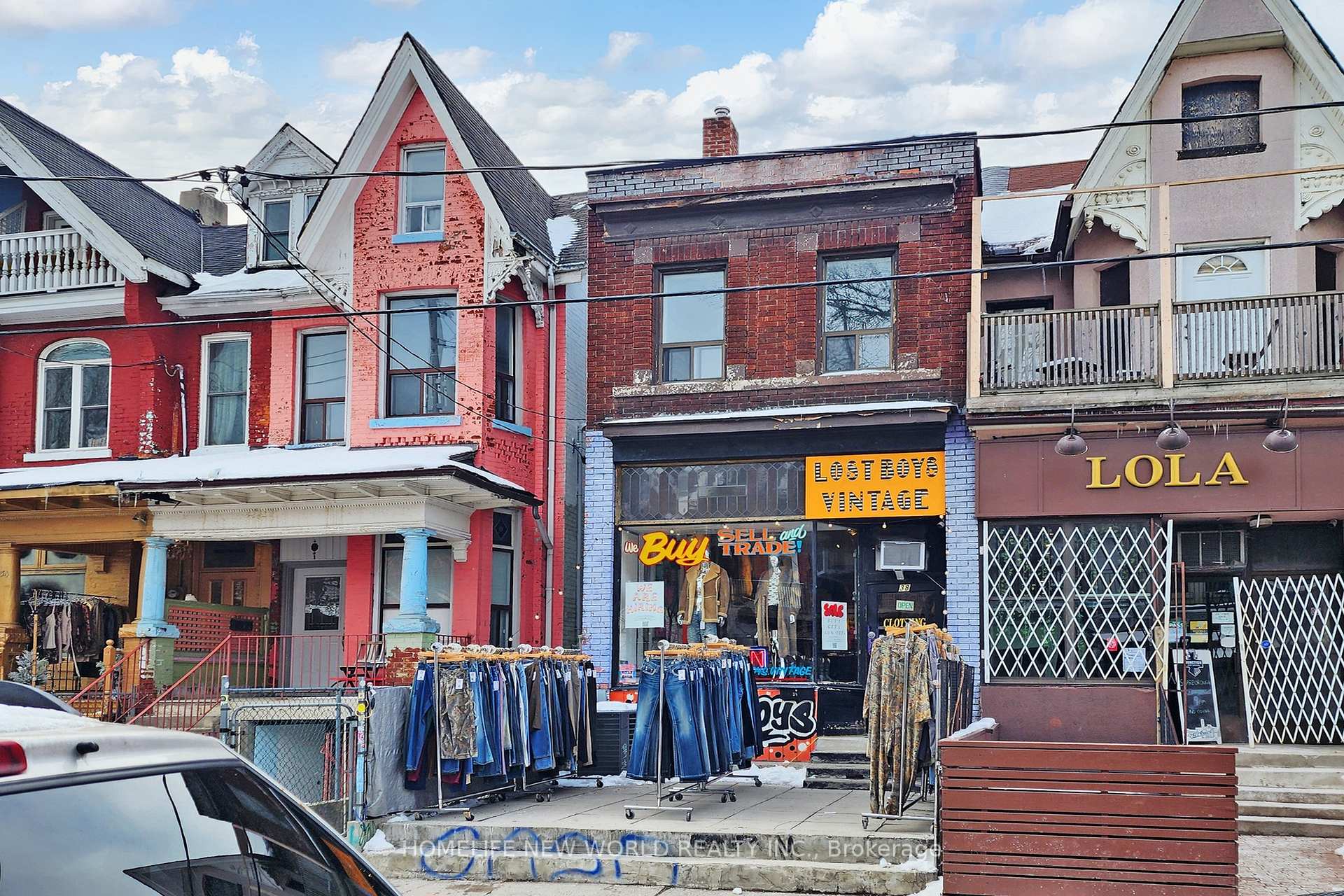 Photo 4 of 38 Kensington Avenue, Toronto, Kensington-Chinatown — HOMEH