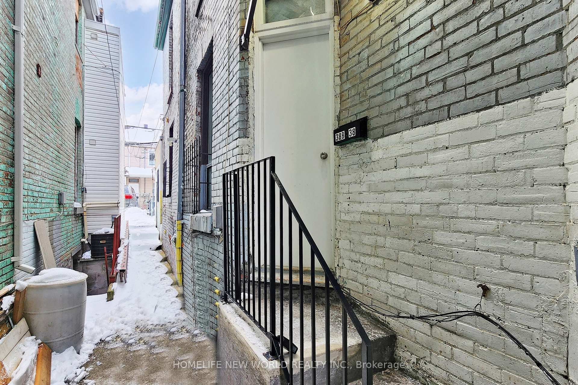 Photo 6 of 38 Kensington Avenue, Toronto, Kensington-Chinatown — HOMEH