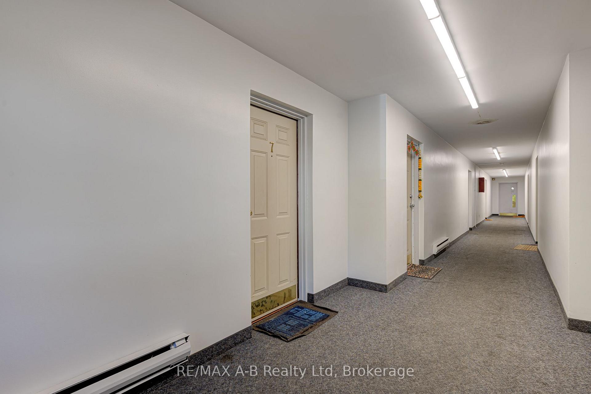 Photo 6 of Unit 7, 300 Traynor Avenue, Kitchener, Vanier - Kitchener — HOMEH