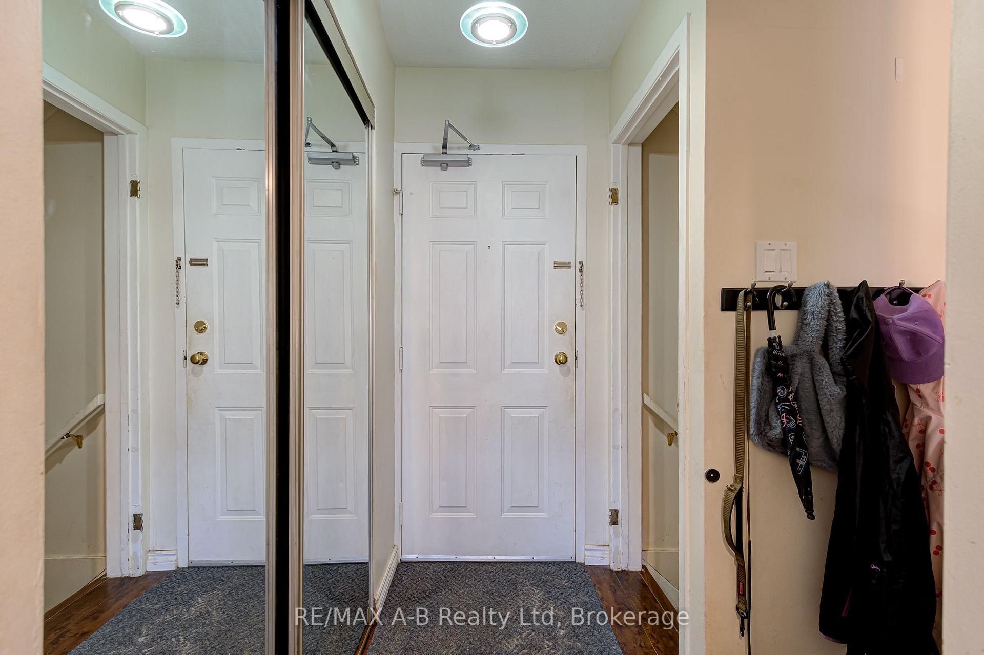 Photo 7 of Unit 7, 300 Traynor Avenue, Kitchener, Vanier - Kitchener — HOMEH