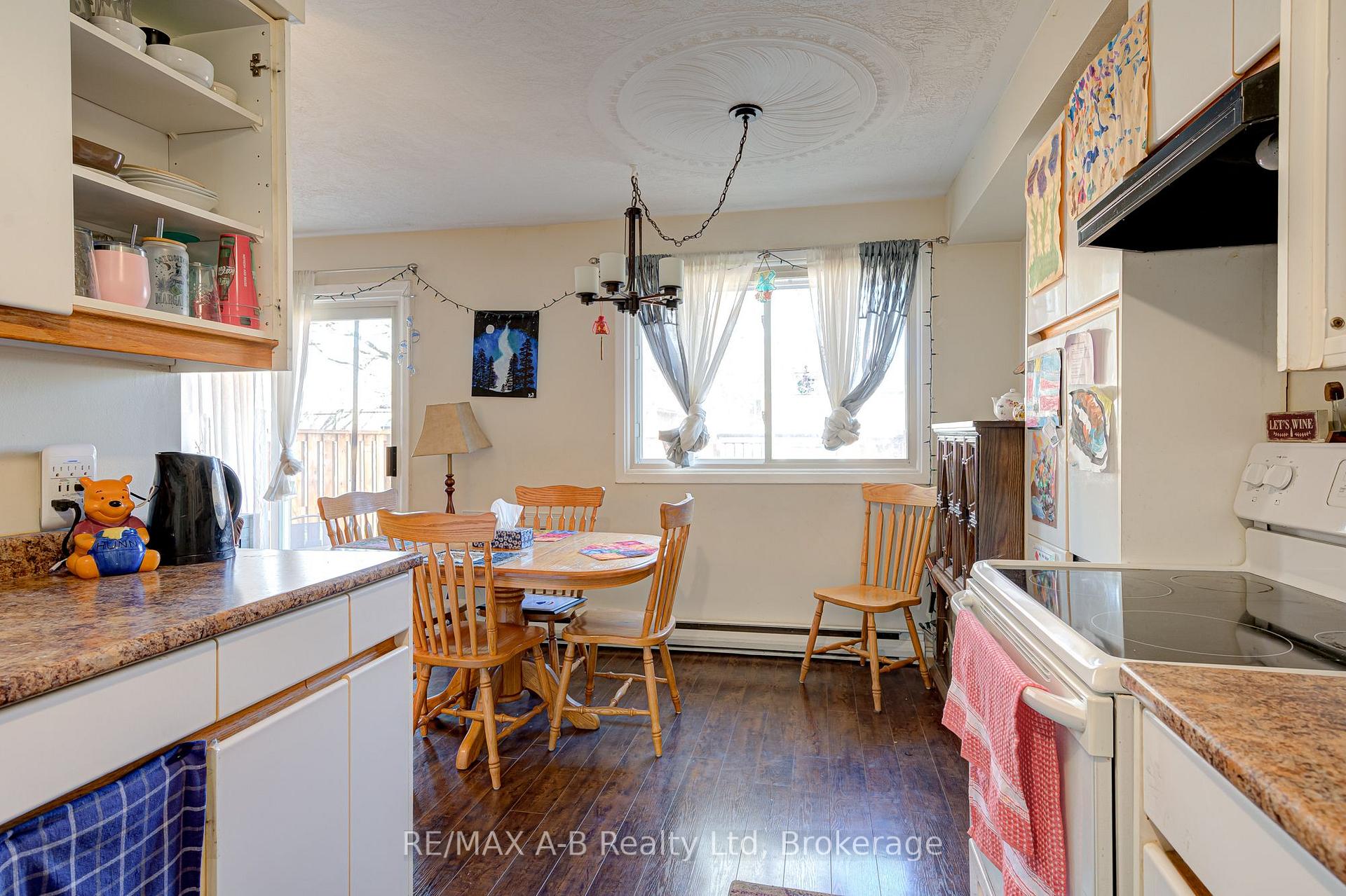 Photo 13 of Unit 7, 300 Traynor Avenue, Kitchener, Vanier - Kitchener — HOMEH