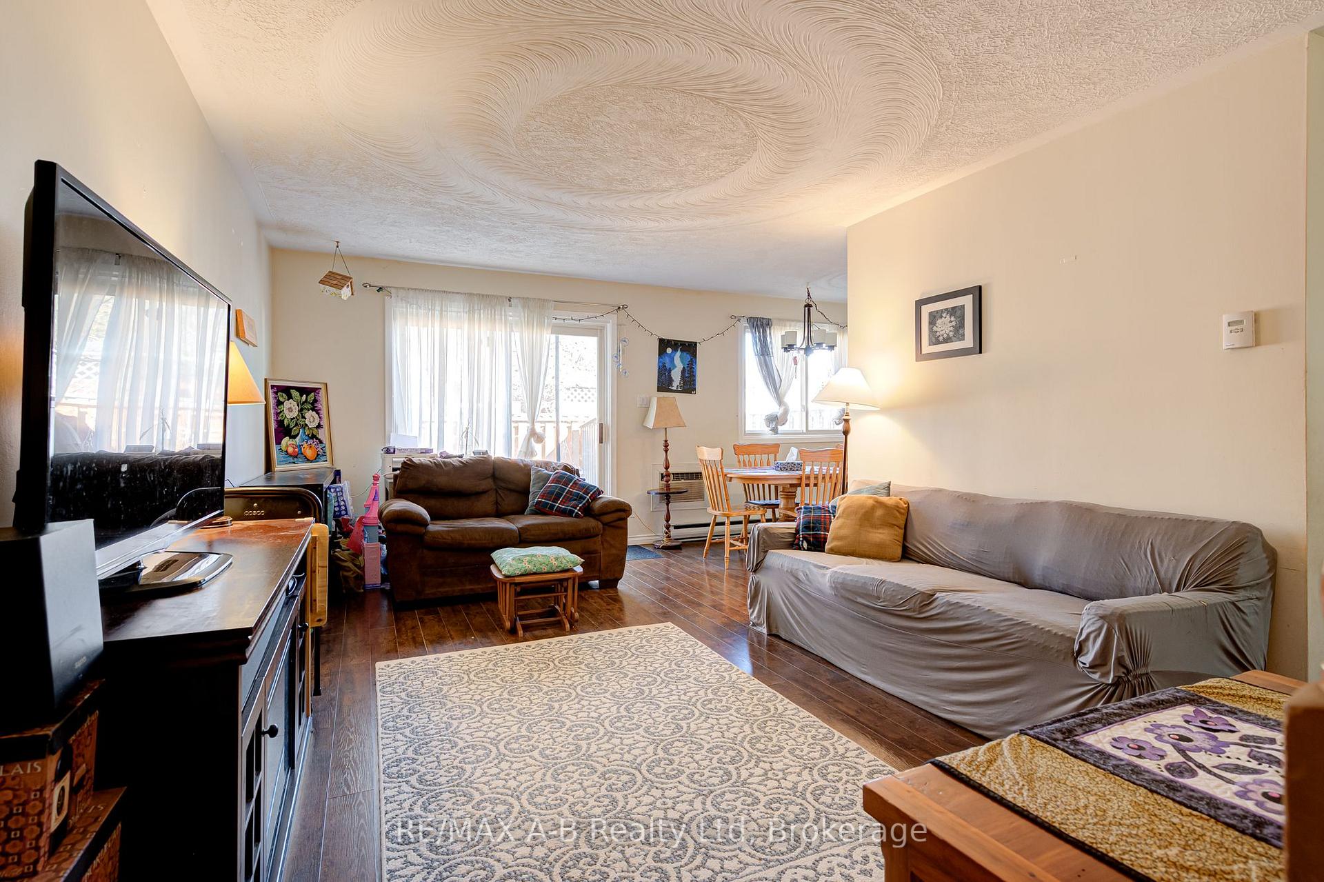 Photo 19 of Unit 7, 300 Traynor Avenue, Kitchener, Vanier - Kitchener — HOMEH