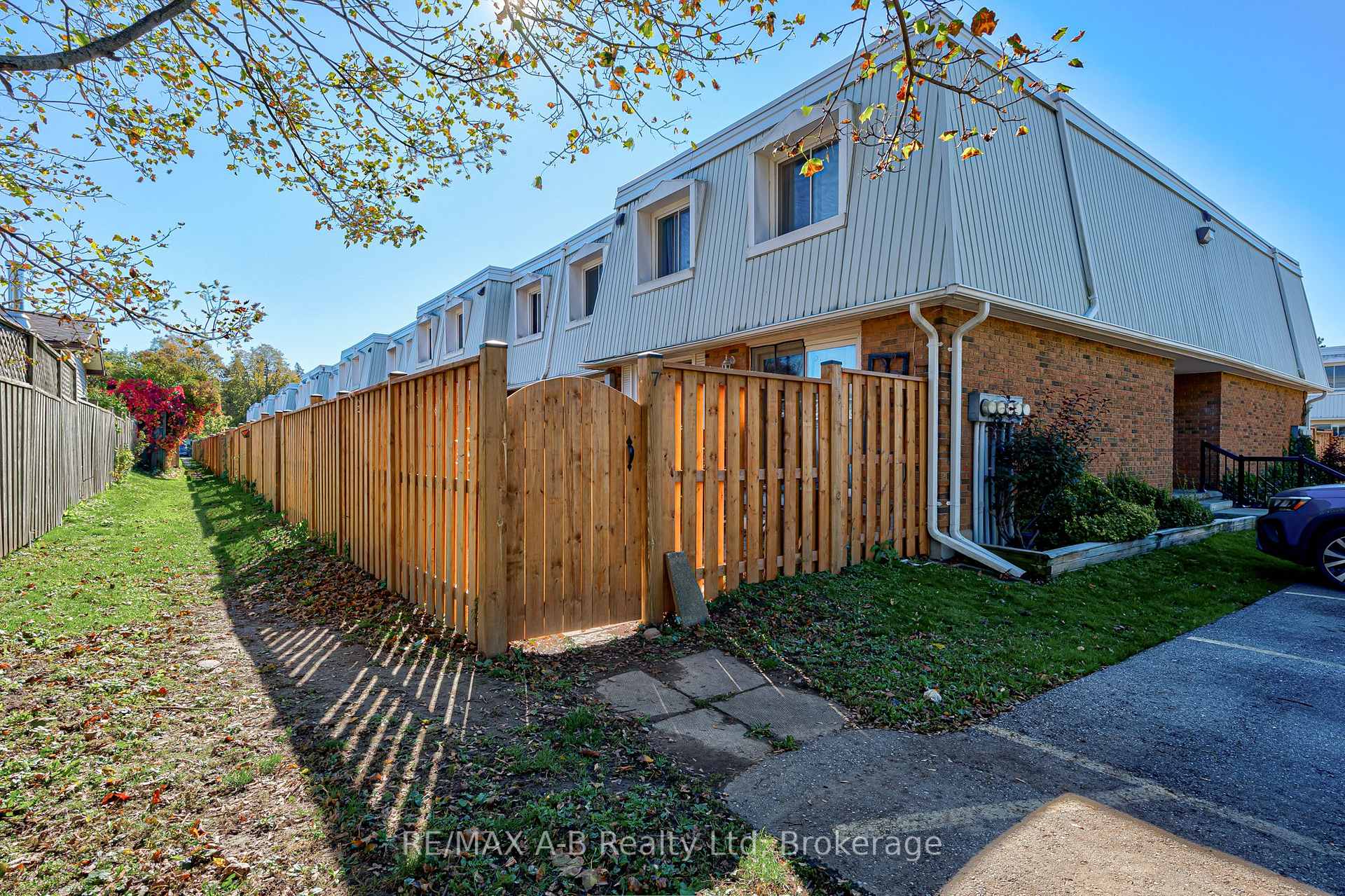 Photo 35 of Unit 7, 300 Traynor Avenue, Kitchener, Vanier - Kitchener — HOMEH