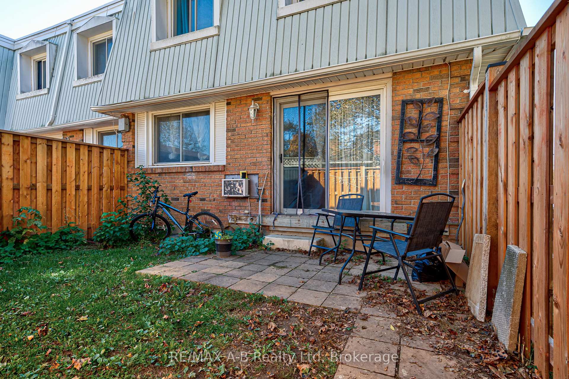Photo 38 of Unit 7, 300 Traynor Avenue, Kitchener, Vanier - Kitchener — HOMEH