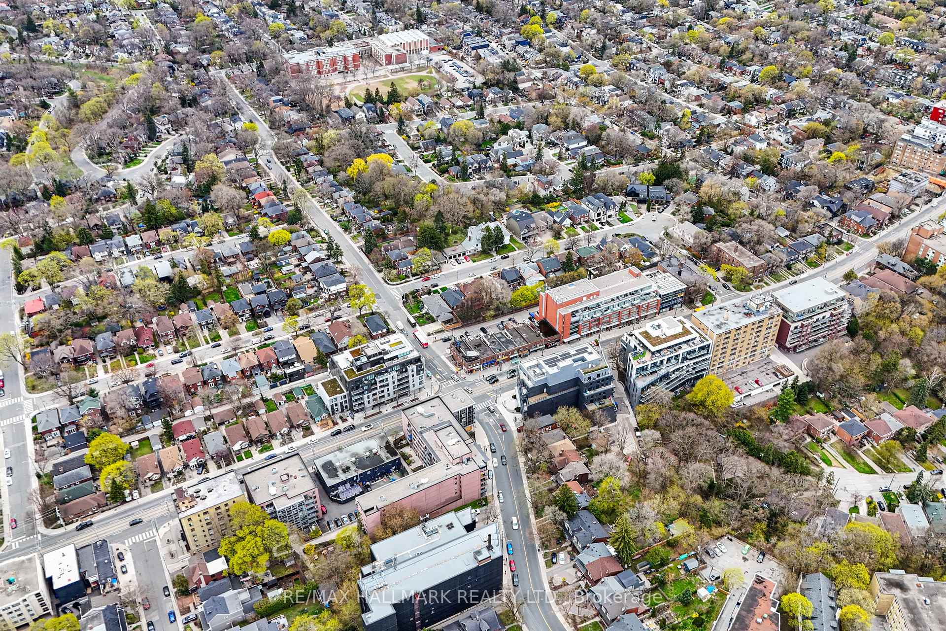 Photo 13 of 637 Kingston Road, Toronto, The Beaches — HOMEH
