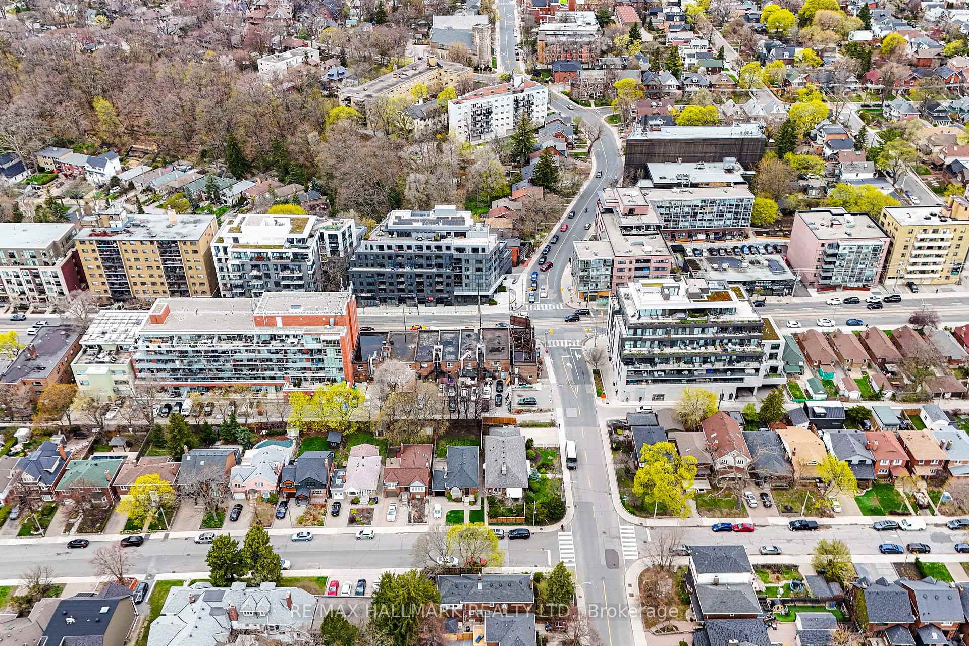 Photo 16 of 637 Kingston Road, Toronto, The Beaches — HOMEH