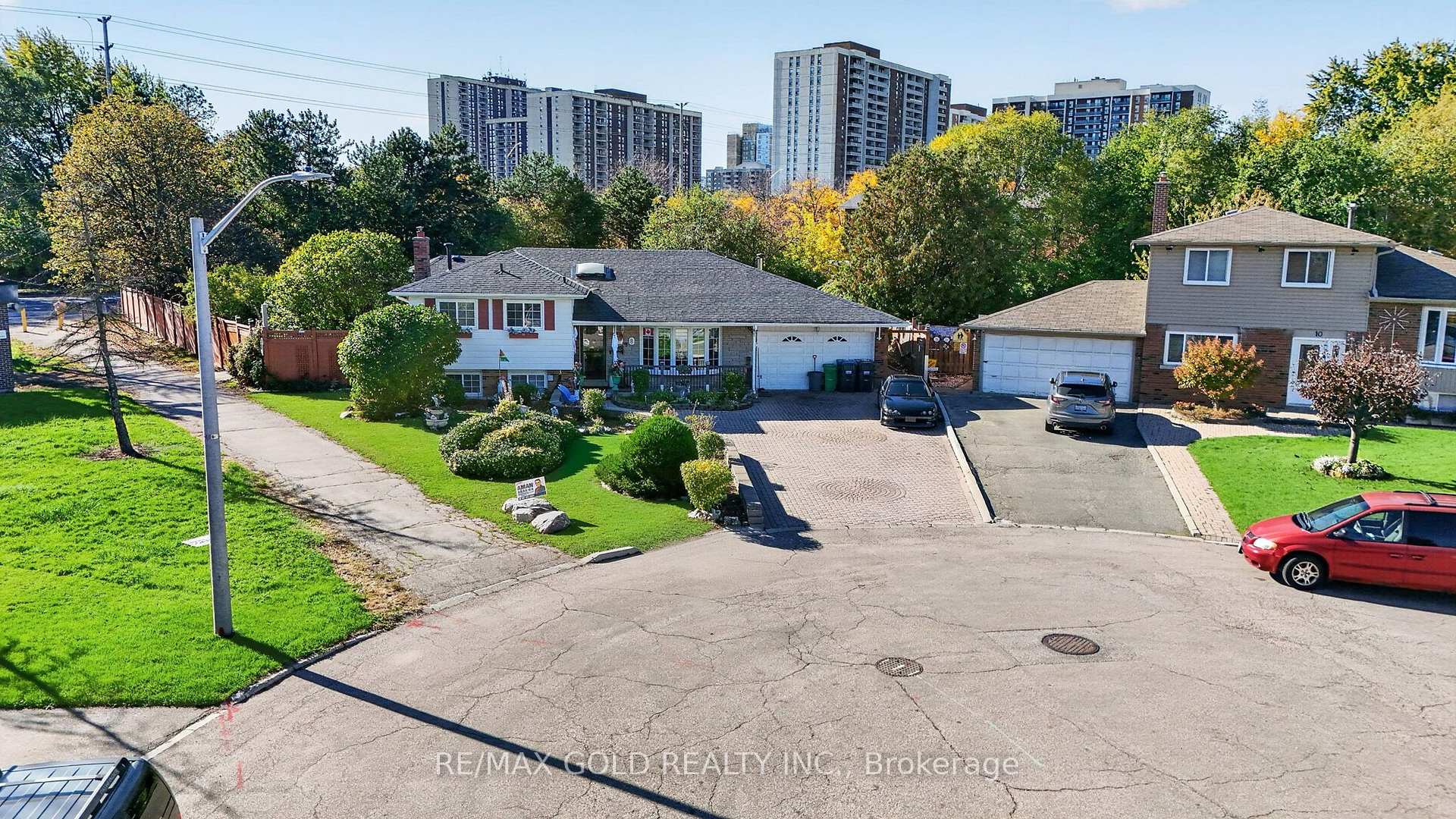 Photo 53 of 8 Easton Place, Brampton, Southgate — HOMEH