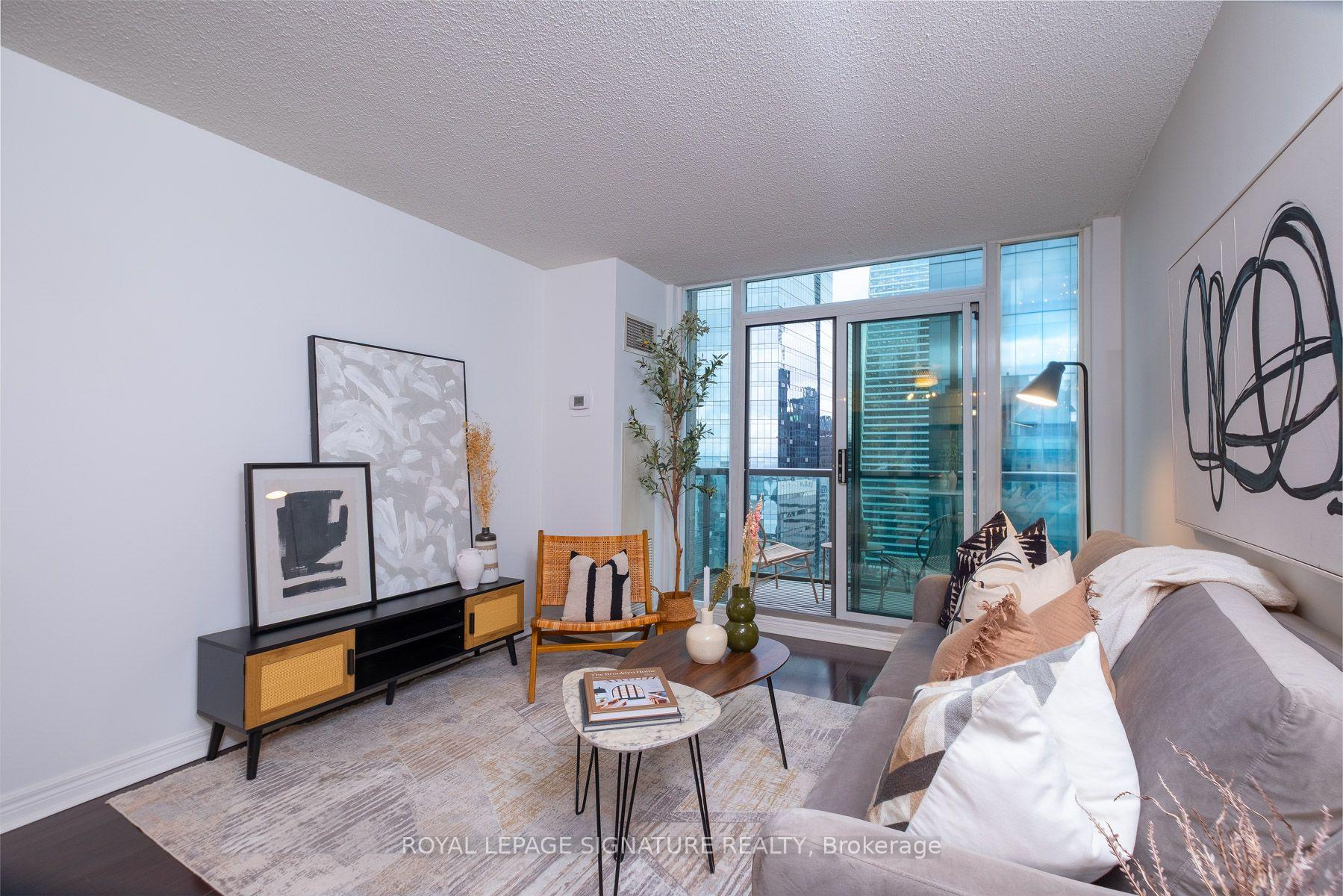 Photo of Unit PH03, 30 Grand Trunk Crescent