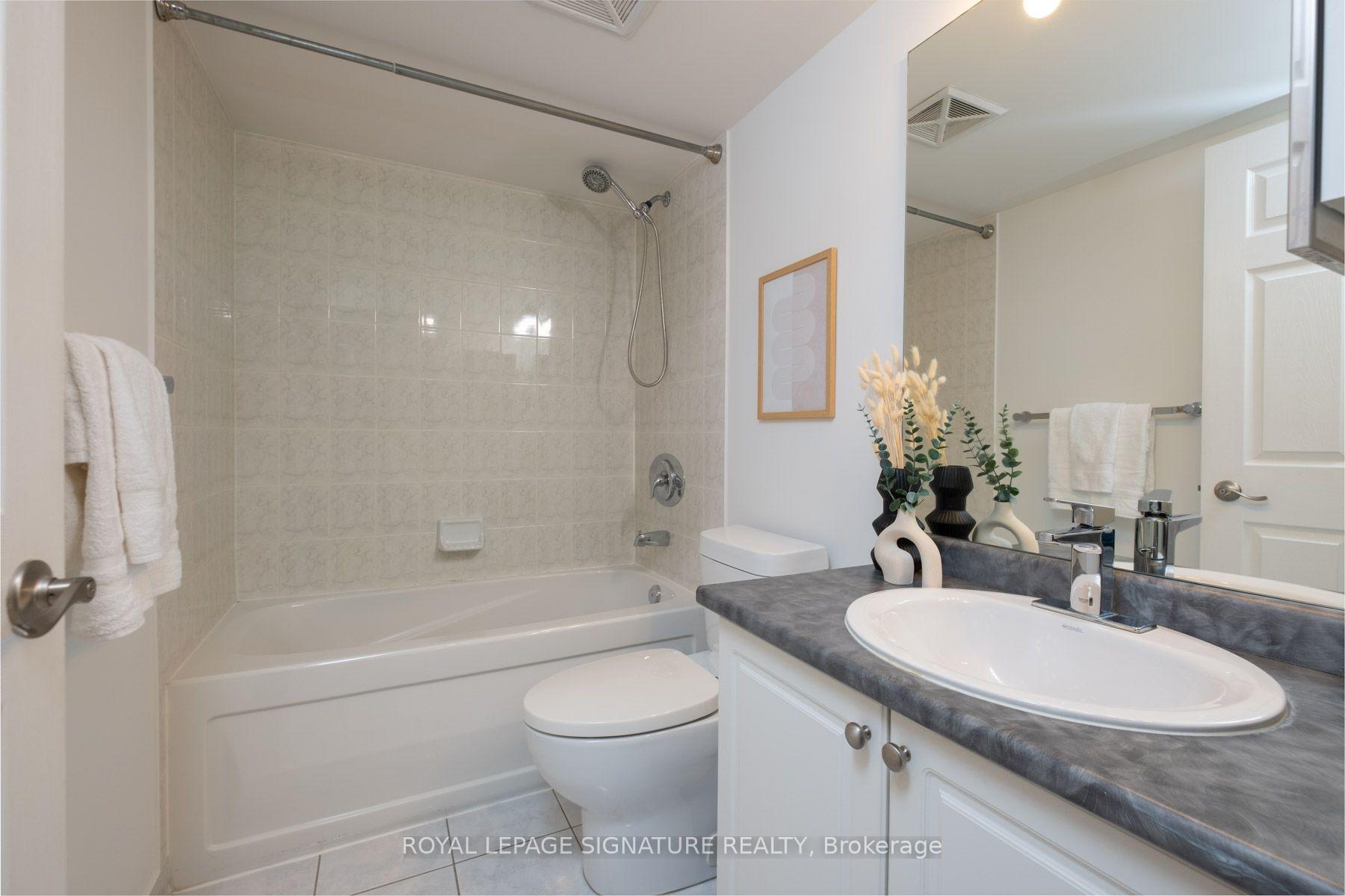 Photo 20 of Unit PH03, 30 Grand Trunk Crescent, Toronto, Waterfront Communities — HOMEH