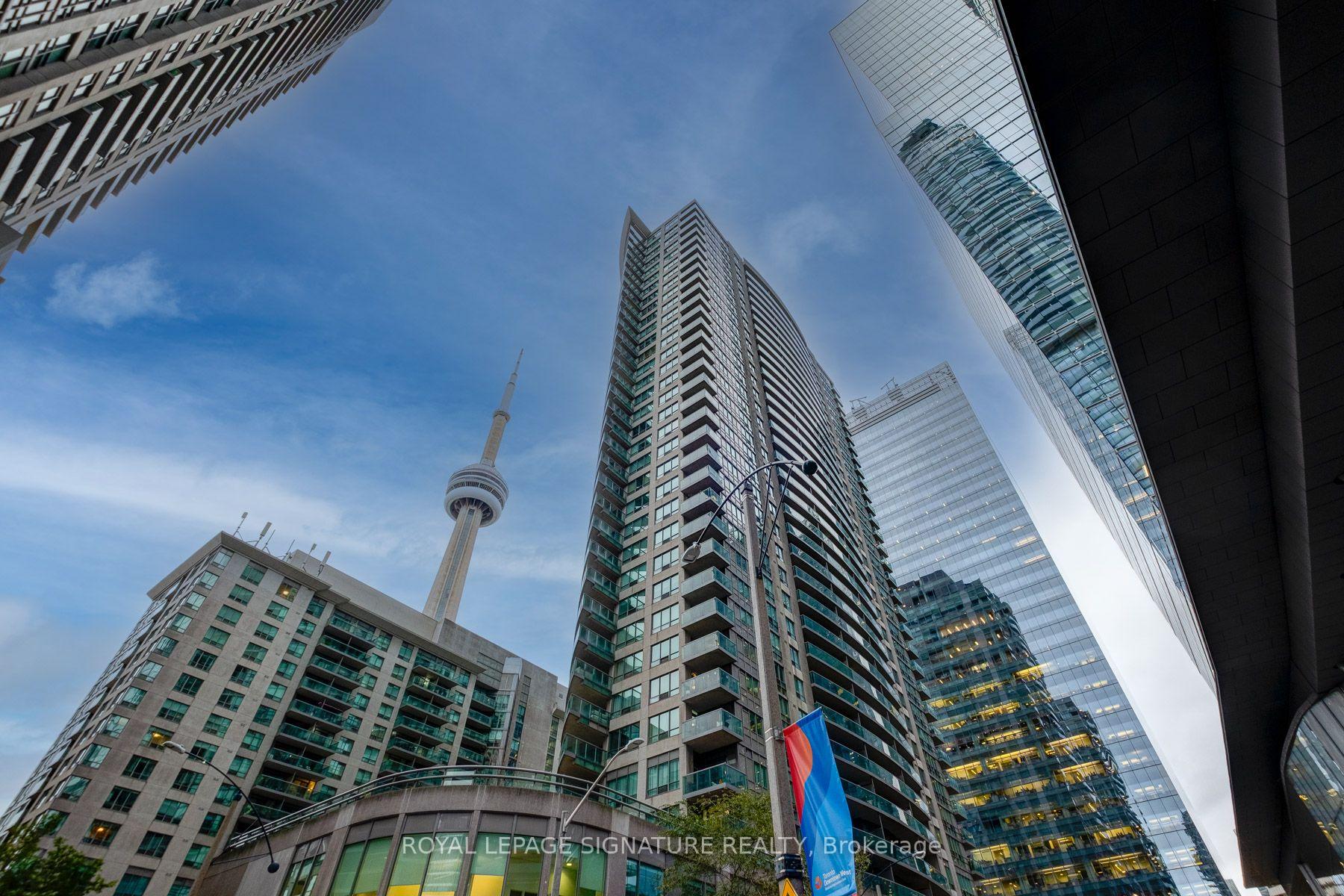 Photo 27 of Unit PH03, 30 Grand Trunk Crescent, Toronto, Waterfront Communities — HOMEH