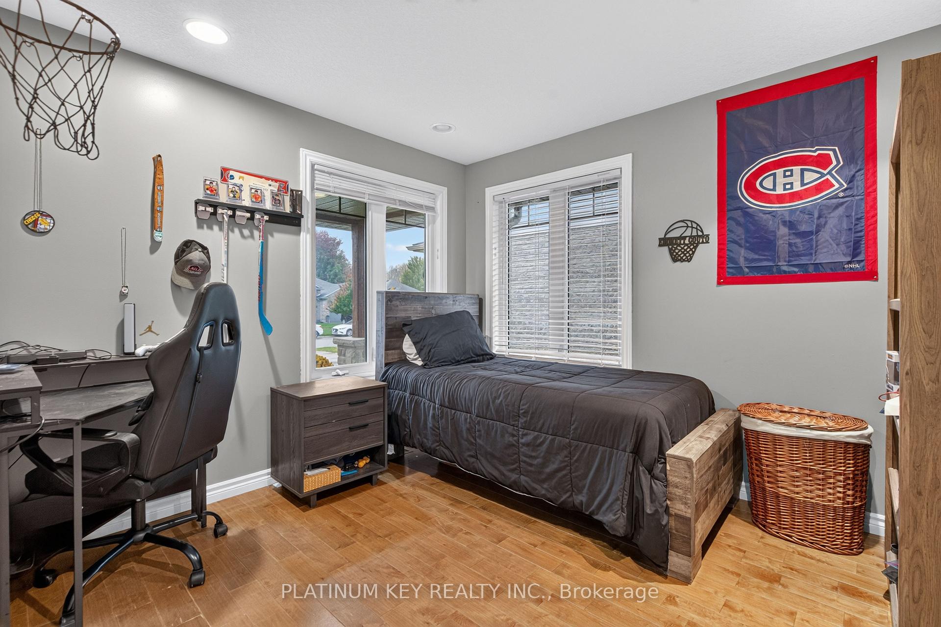 Photo 25 of 277 Thorne Drive, Strathroy-Caradoc, NE — HOMEH