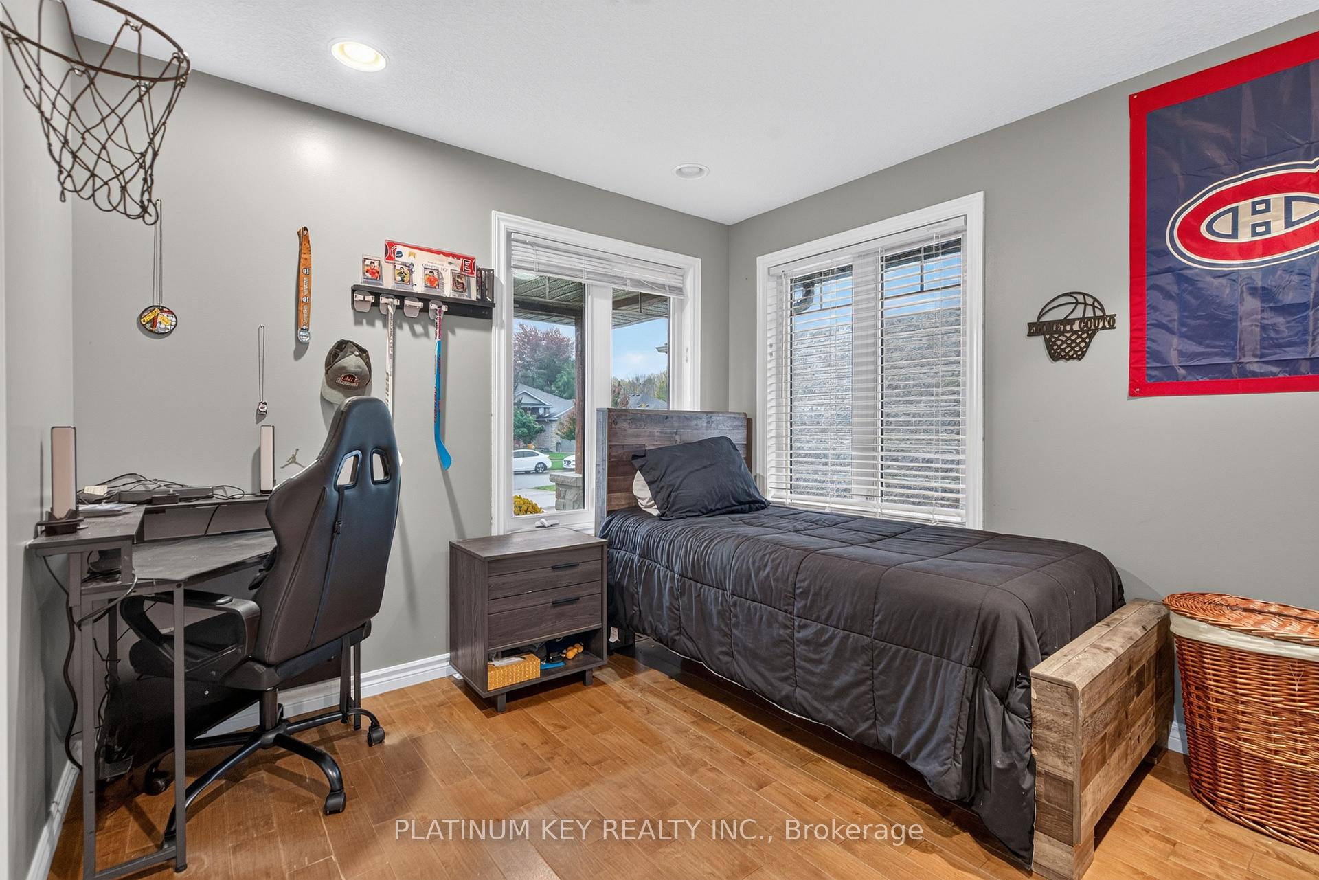 Photo 18 of 277 Thorne Drive, Strathroy-Caradoc, NE — HOMEH