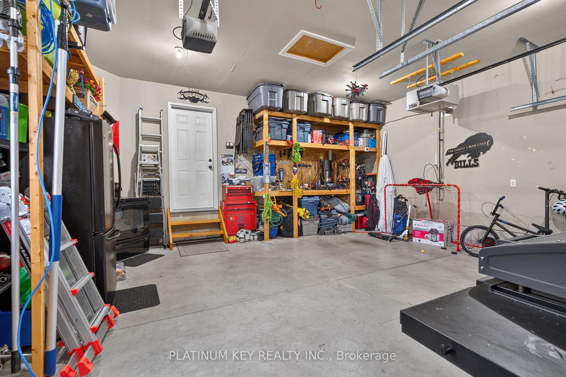 Photo 42 of 277 Thorne Drive, Strathroy-Caradoc, NE — HOMEH
