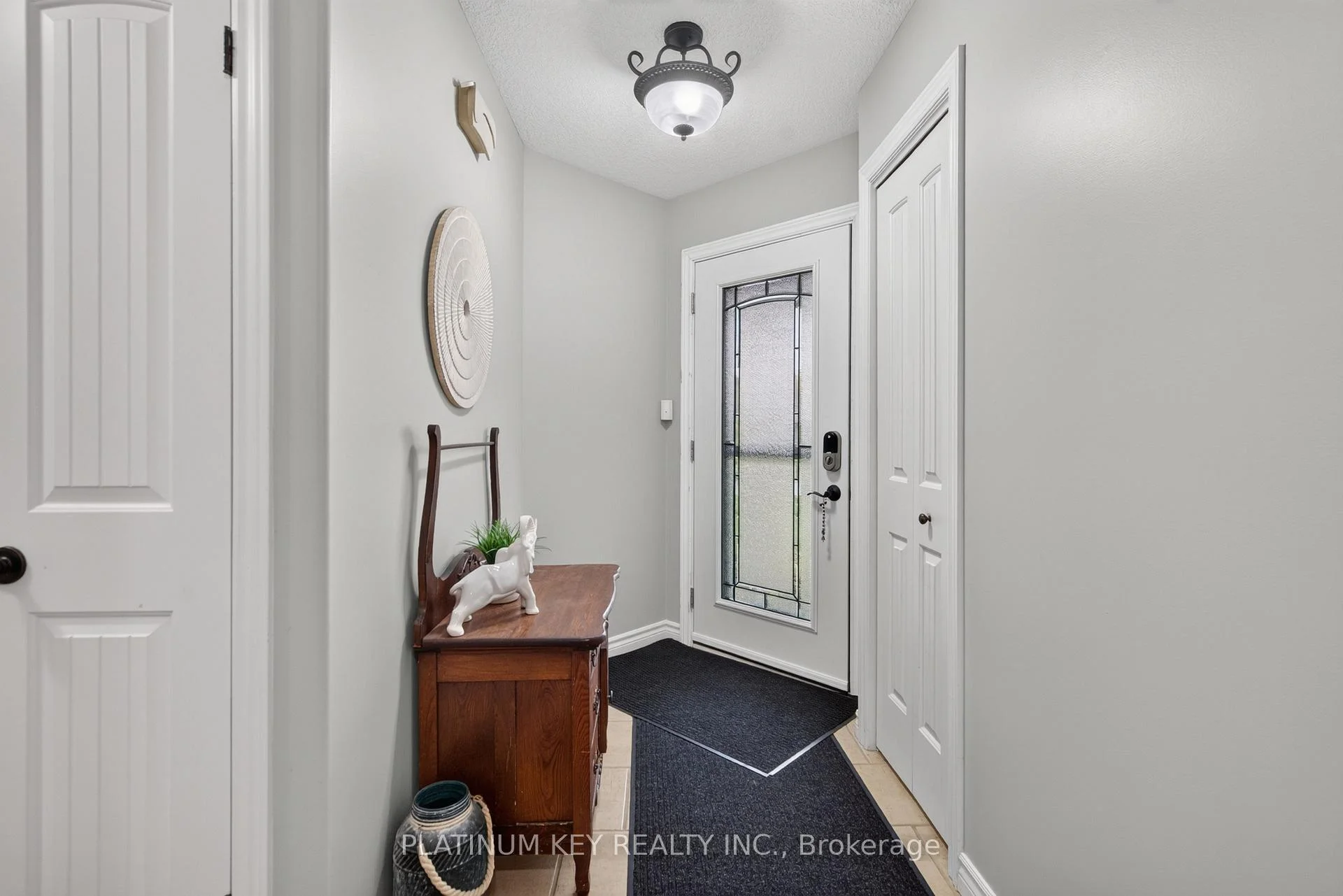 Photo 12 of 277 Thorne Drive, Strathroy-Caradoc, NE — HOMEH