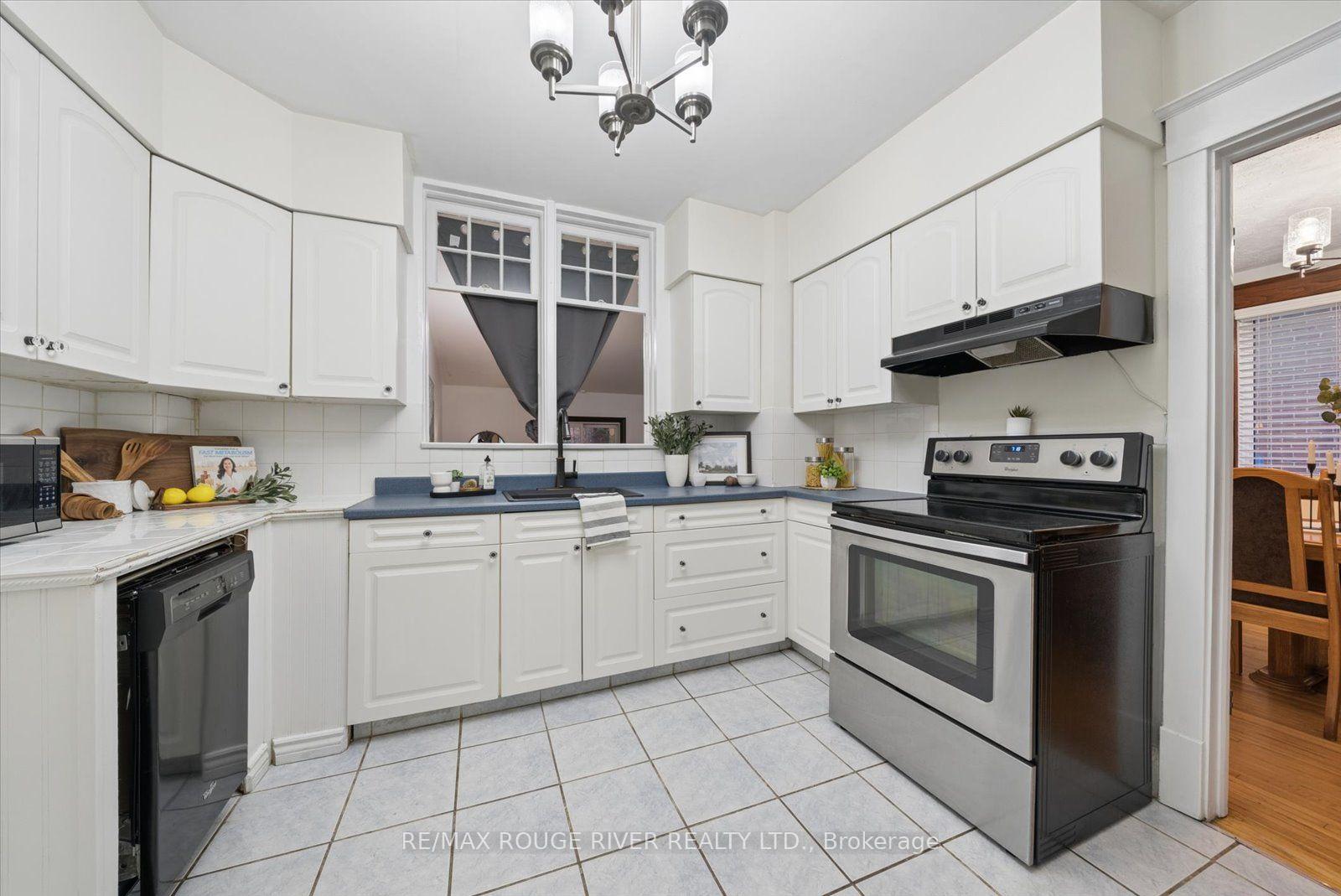 Photo 7 of 1314 Monaghan Road, Peterborough, Town Ward 3 — HOMEH
