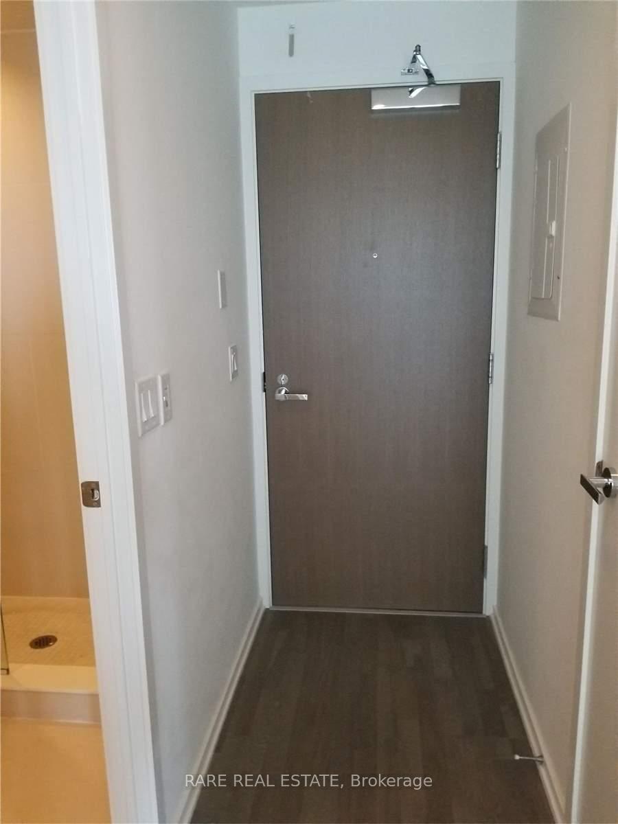 Photo 8 of Unit 1103, 1 Bloor Street E, Toronto, Church-Yonge Corridor — HOMEH