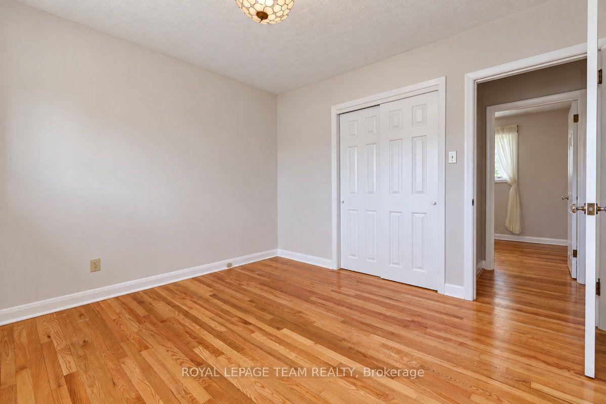 Photo 22 of 48 Harris Place, Ottawa, Meadowlands/St. Claire Gardens — HOMEH