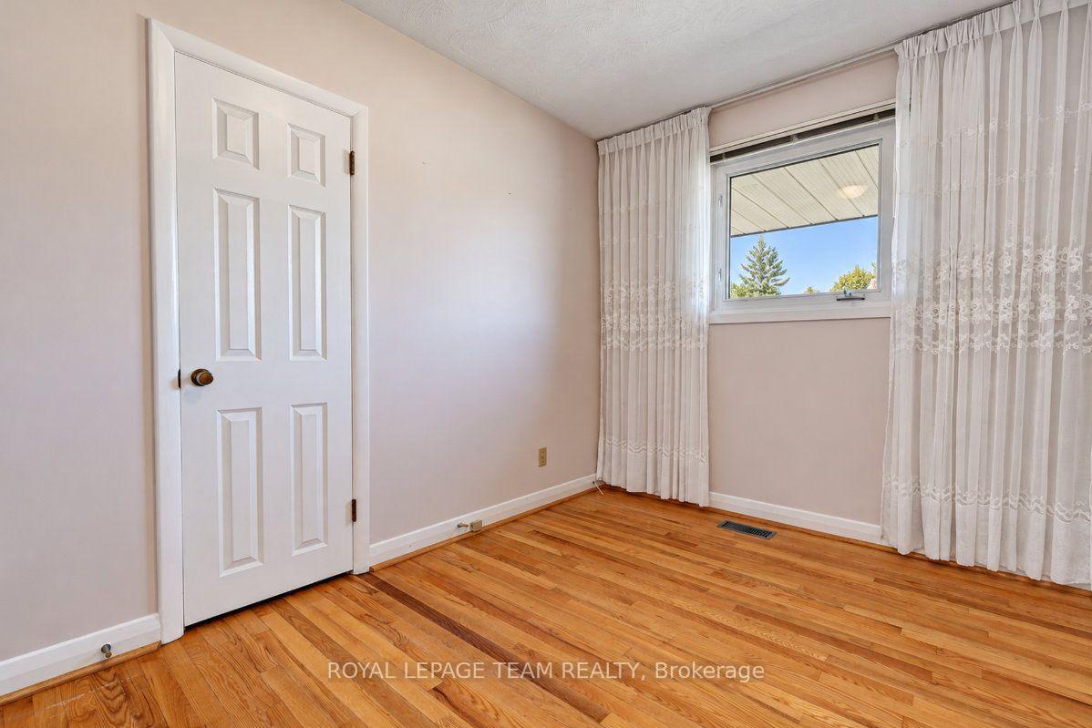 Photo 25 of 48 Harris Place, Ottawa, Meadowlands/St. Claire Gardens — HOMEH
