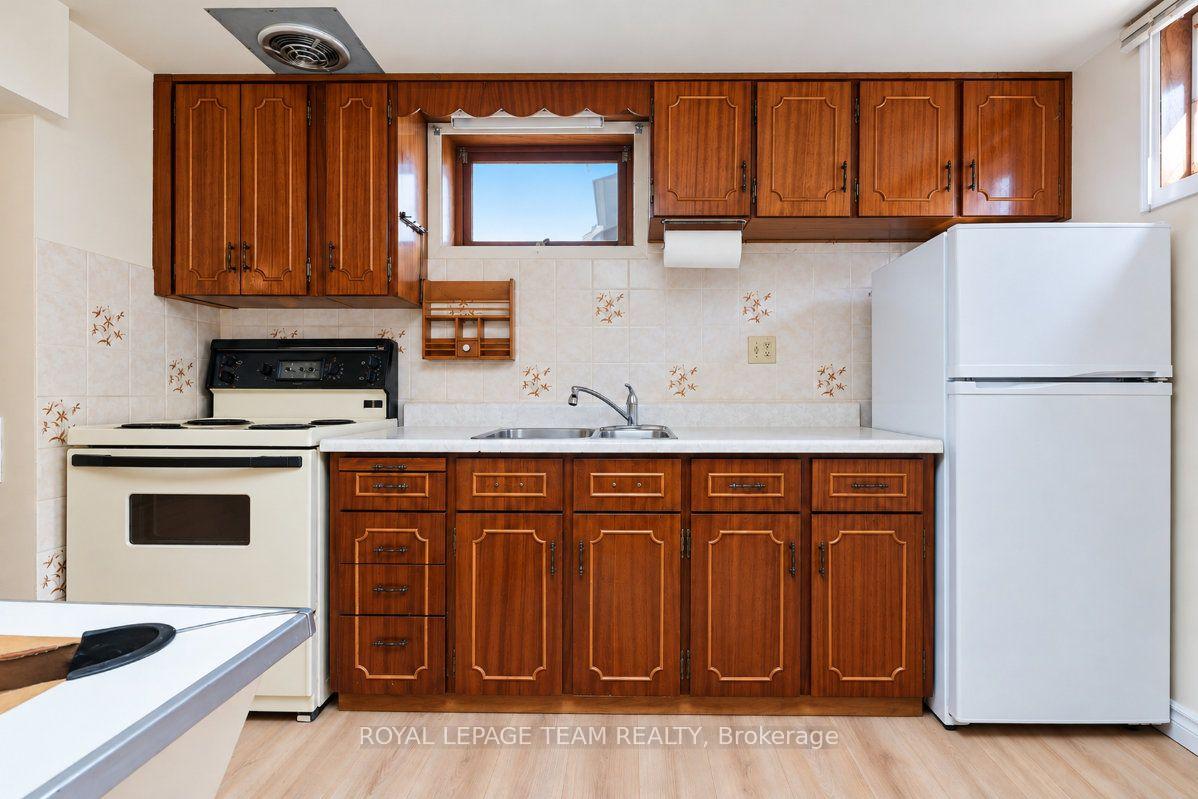 Photo 30 of 48 Harris Place, Ottawa, Meadowlands/St. Claire Gardens — HOMEH