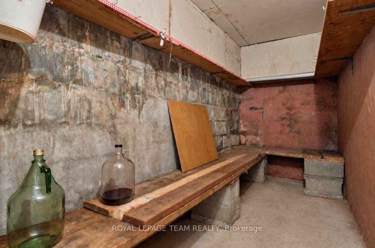 Photo 42 of 48 Harris Place, Ottawa, Meadowlands/St. Claire Gardens — HOMEH