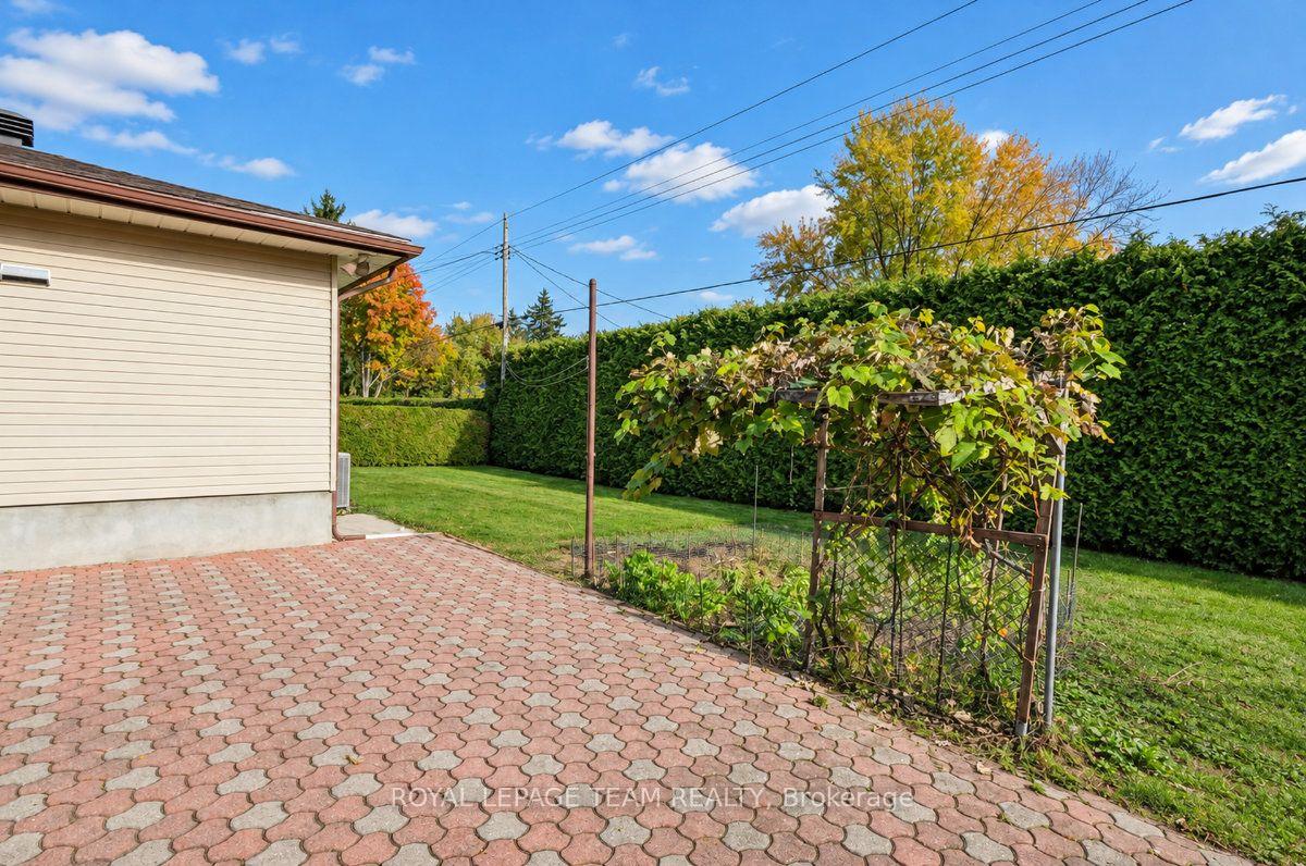 Photo 45 of 48 Harris Place, Ottawa, Meadowlands/St. Claire Gardens — HOMEH
