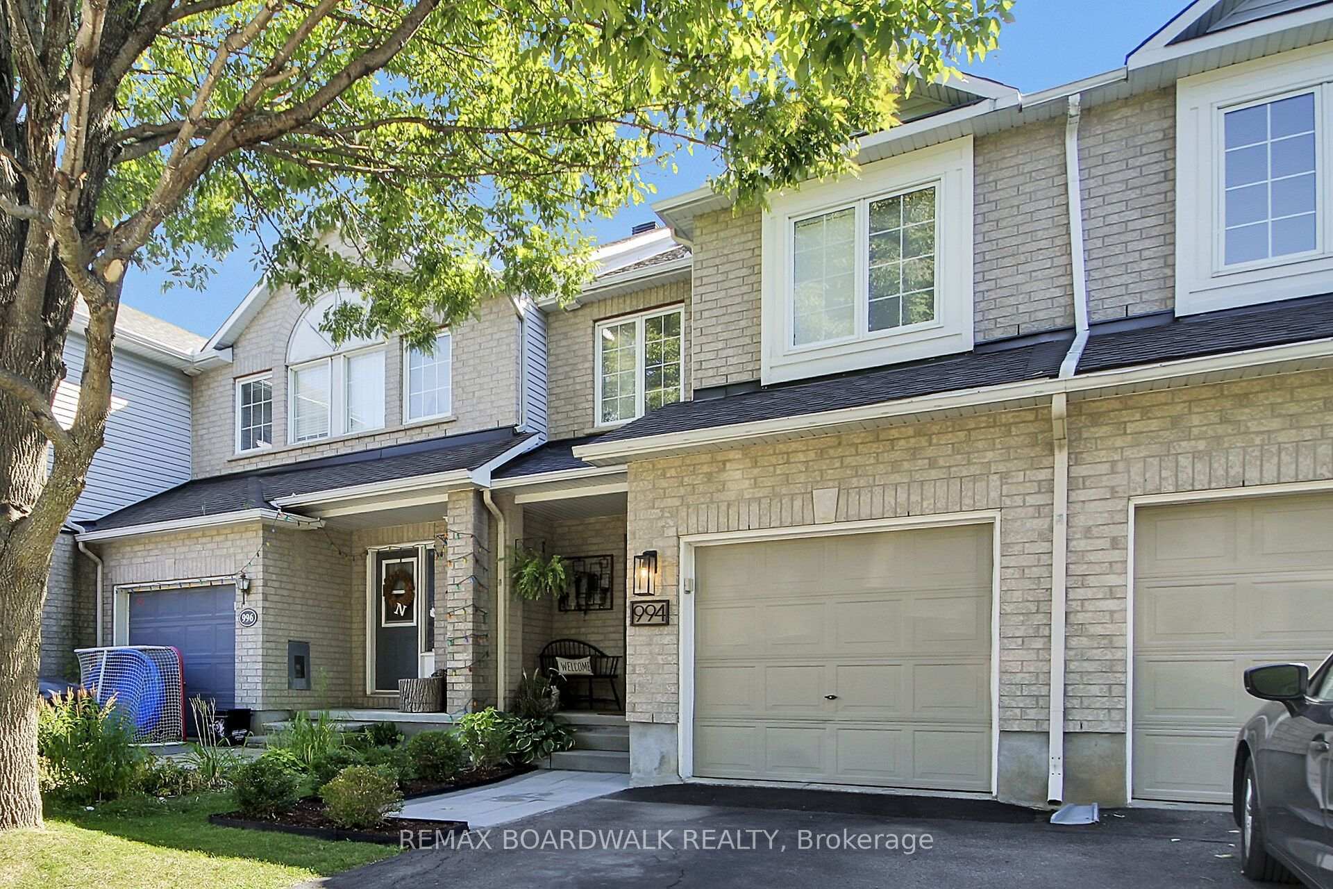 Photo 6 of 994 Rocky Harbour Crescent, Ottawa, Riverside South/Gloucester Glen — HOMEH