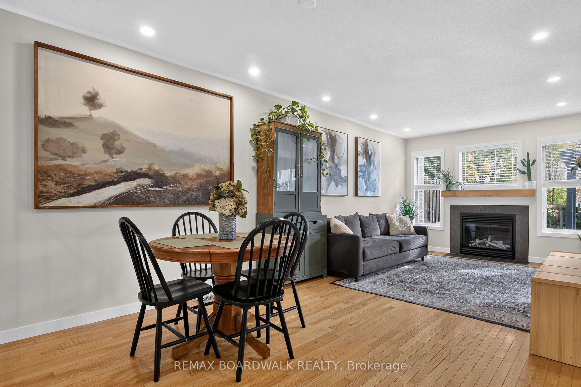 Photo 11 of 994 Rocky Harbour Crescent, Ottawa, Riverside South/Gloucester Glen — HOMEH