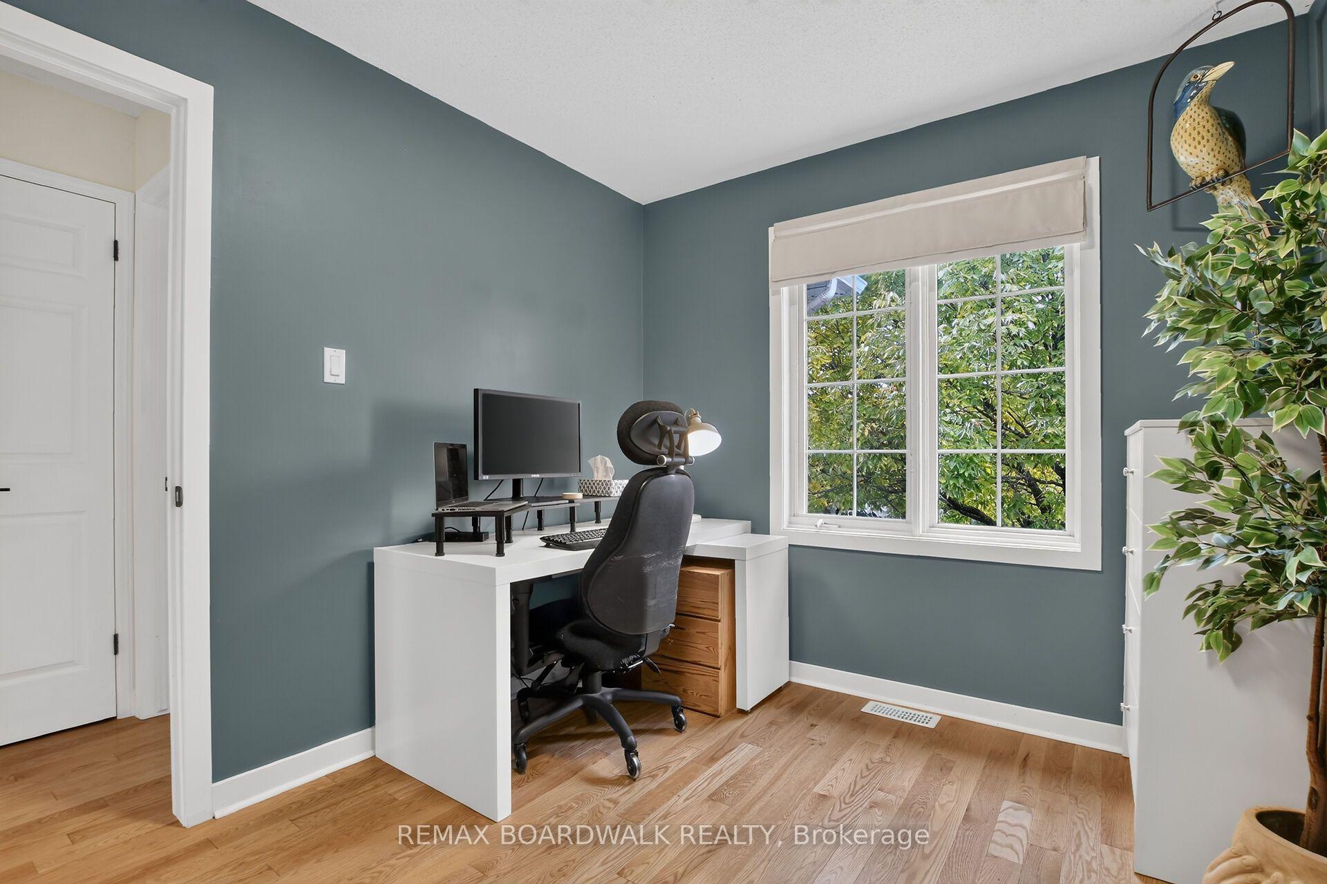 Photo 38 of 994 Rocky Harbour Crescent, Ottawa, Riverside South/Gloucester Glen — HOMEH