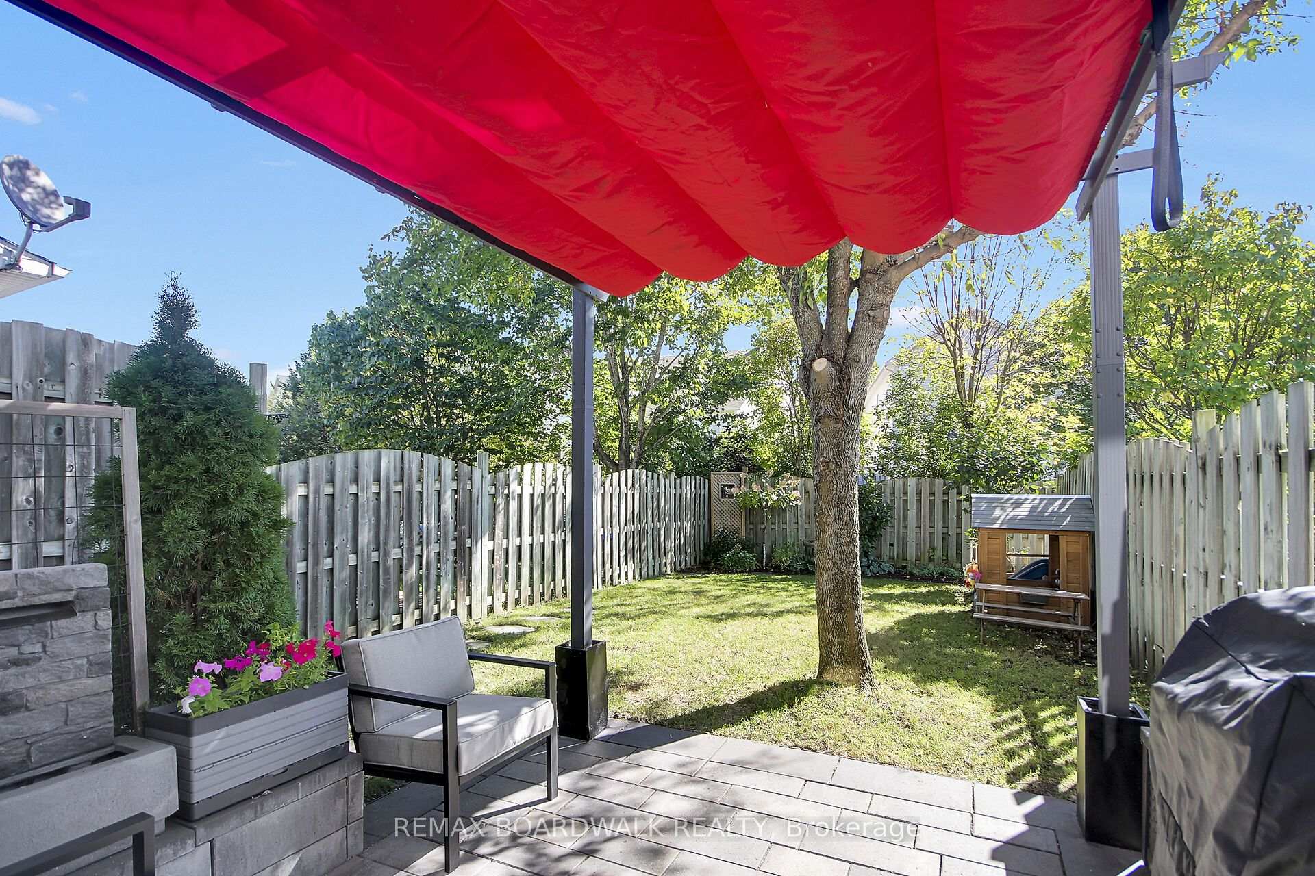 Photo 49 of 994 Rocky Harbour Crescent, Ottawa, Riverside South/Gloucester Glen — HOMEH