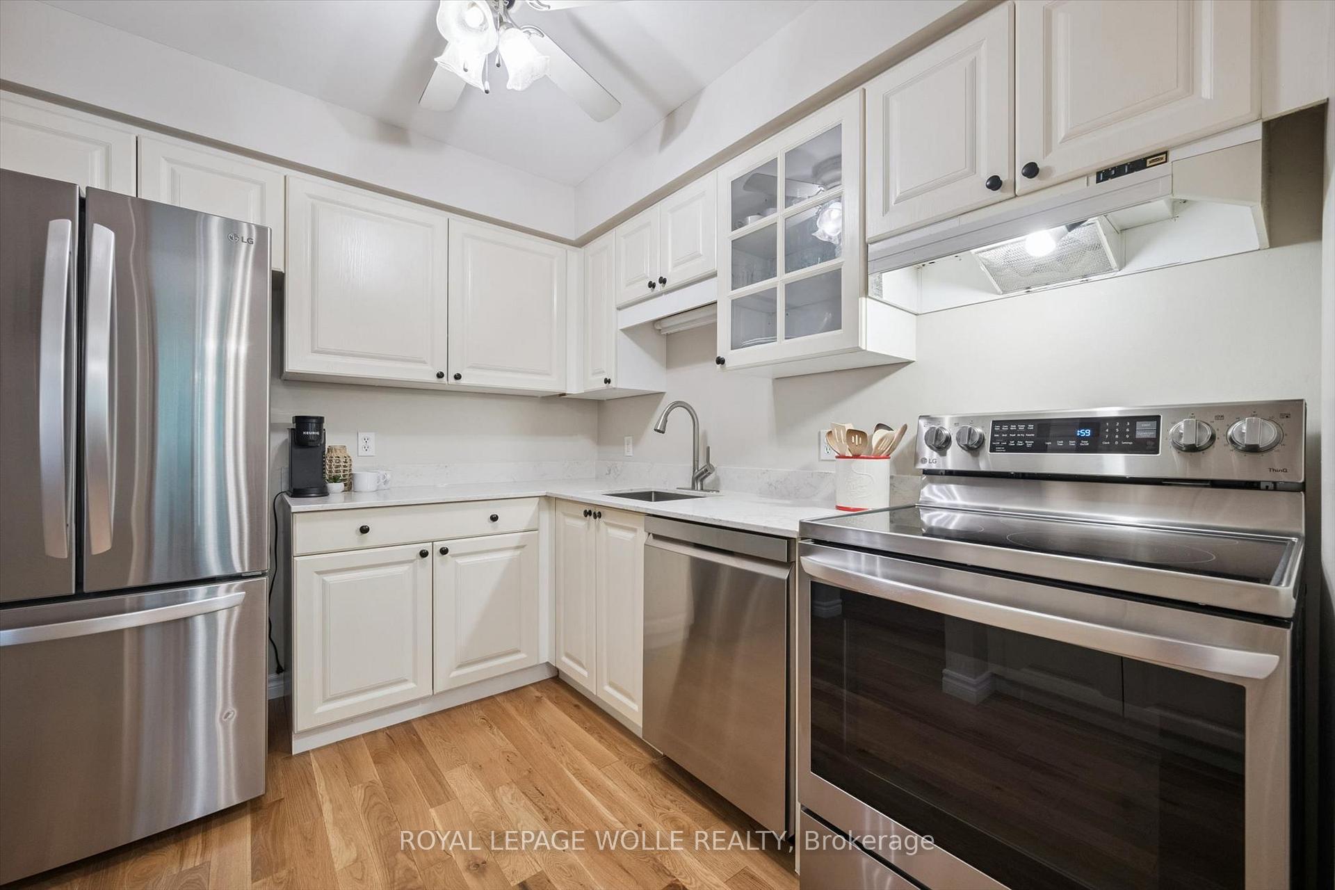 Photo 11 of Unit 22, 350 Erbsville Road, Waterloo, Upper Beechwood — HOMEH