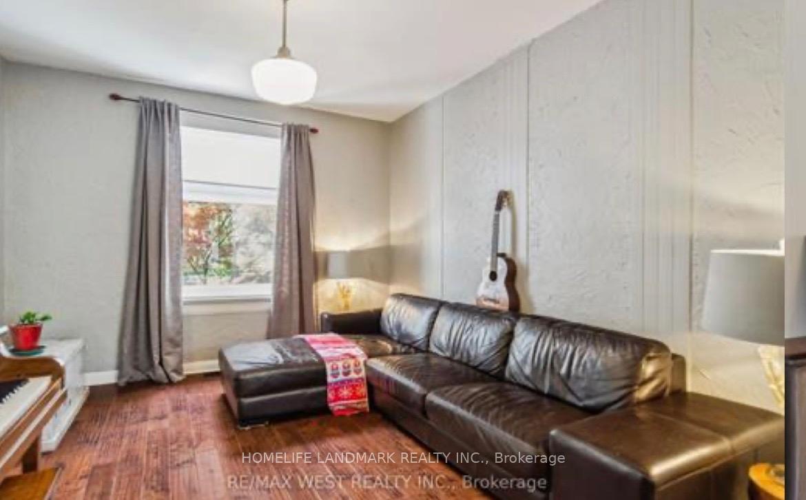 Photo 5 of 68 Hastings Avenue, Toronto, South Riverdale — HOMEH