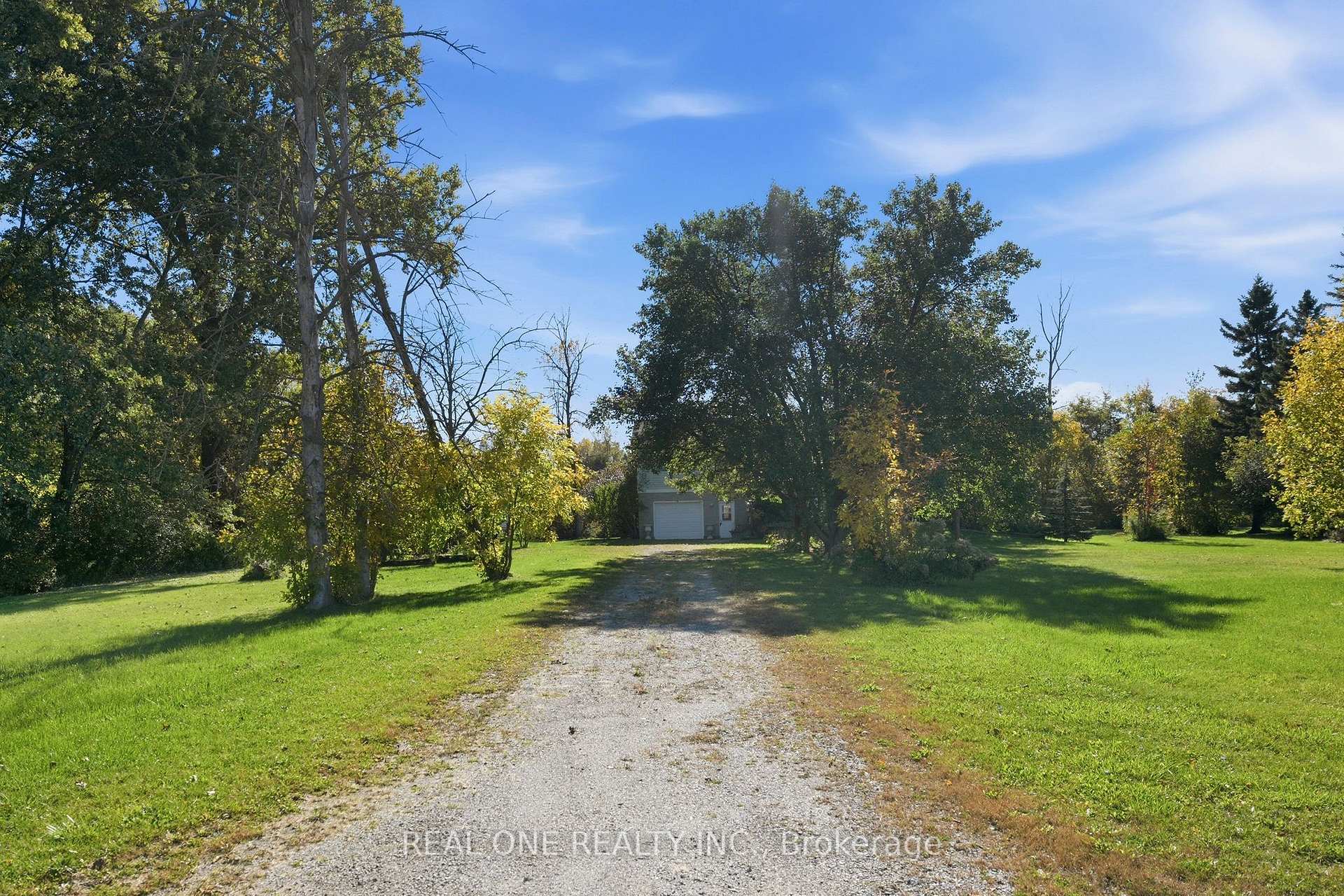 Photo 2 of 1069 Bird Road, Haldimand, Dunnville — HOMEH