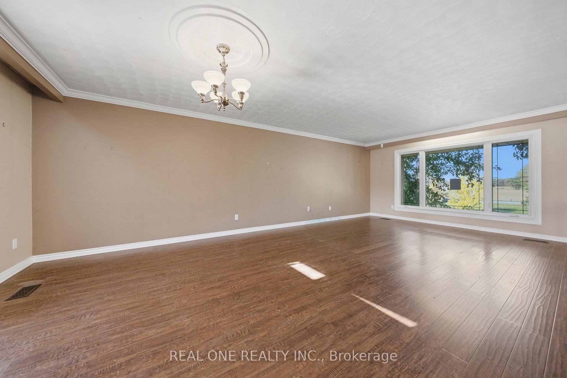 Photo 14 of 1069 Bird Road, Haldimand, Dunnville — HOMEH