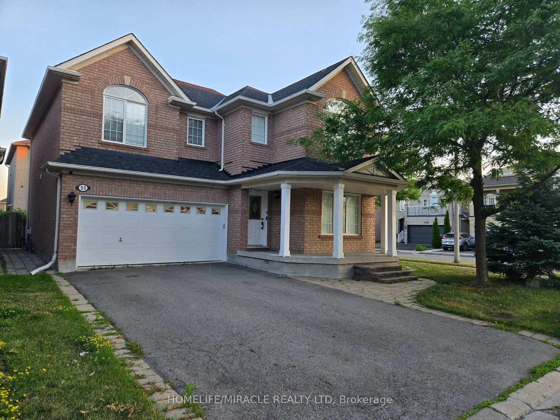 Photo 2 of 53 Domingo Street, Vaughan, Vellore Village — HOMEH