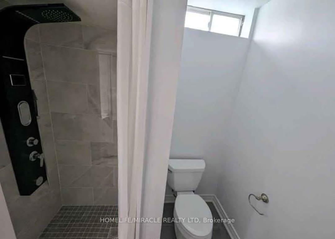 Photo 4 of 53 Domingo Street, Vaughan, Vellore Village — HOMEH