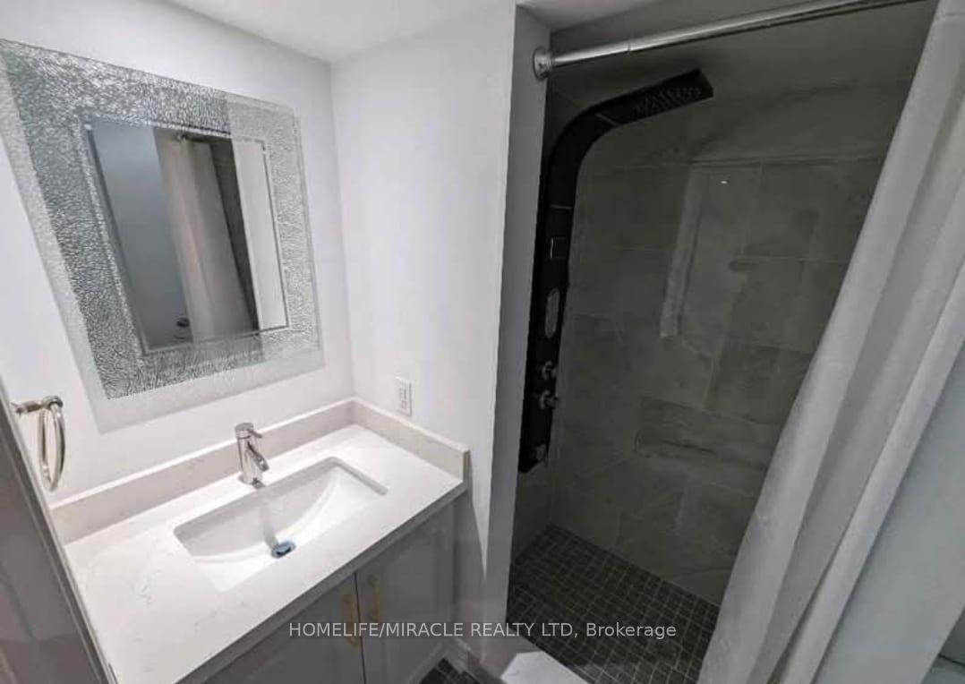 Photo 5 of 53 Domingo Street, Vaughan, Vellore Village — HOMEH
