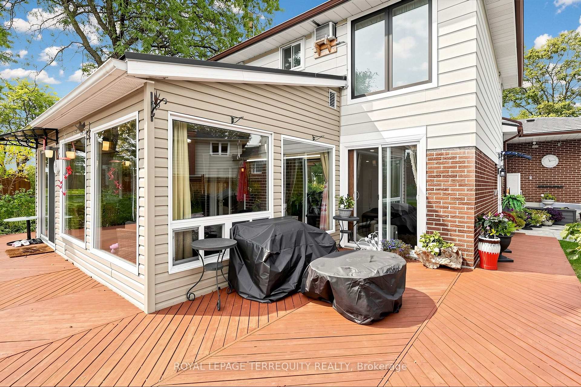 Photo 35 of 3253 Ibbetson Crescent, Mississauga, Erindale — HOMEH